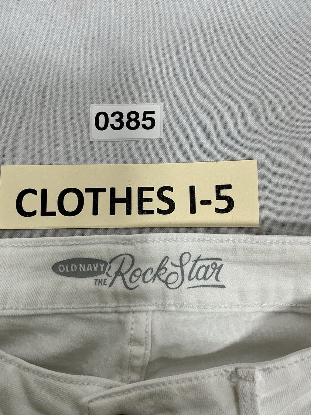 Old Navy Woman's Old Navy The Rock Star White Jeans 6 Ankle Size 28" / US 6 / IT 42 - 3 Thumbnail