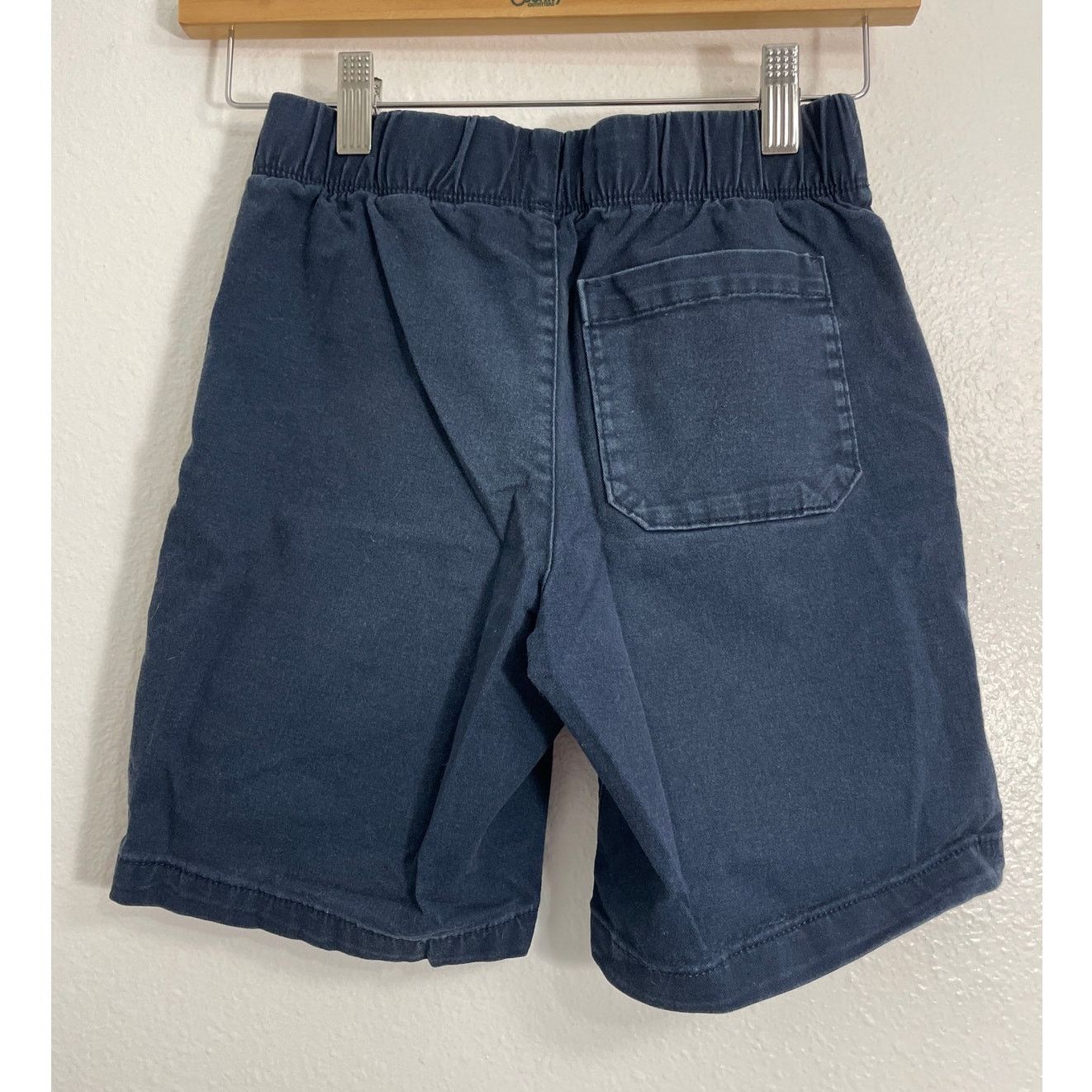 Old Navy Old Navy BOYS Chino Shorts Flat Front Medium 8 Blue Size US 26 / EU 42 - 2 Thumbnail