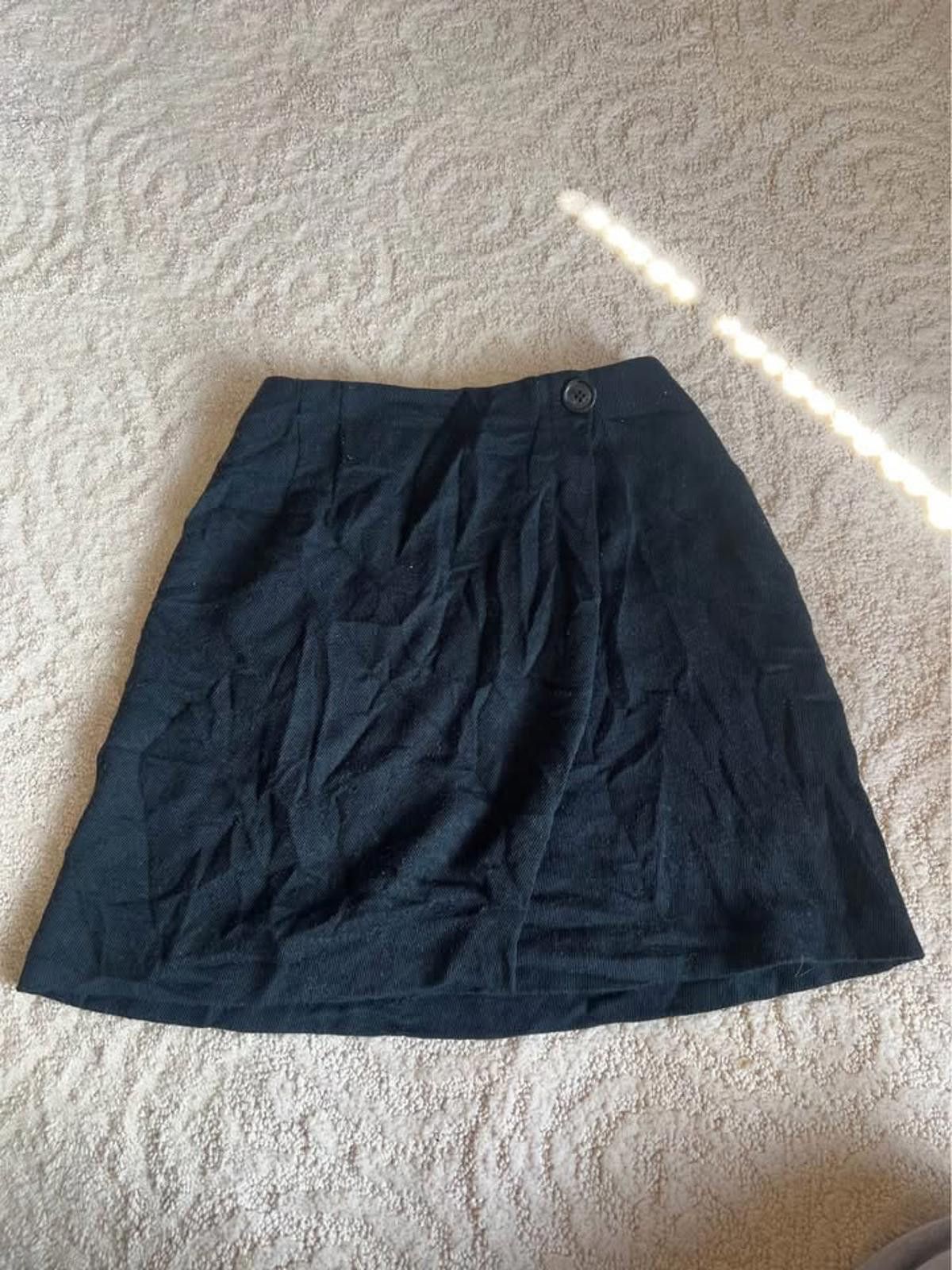 Designer Vintage 80s Maggie Lawrence Black Mini Skirt (Size 4) Size 27" / US 4 / IT 40 - 1 Thumbnail