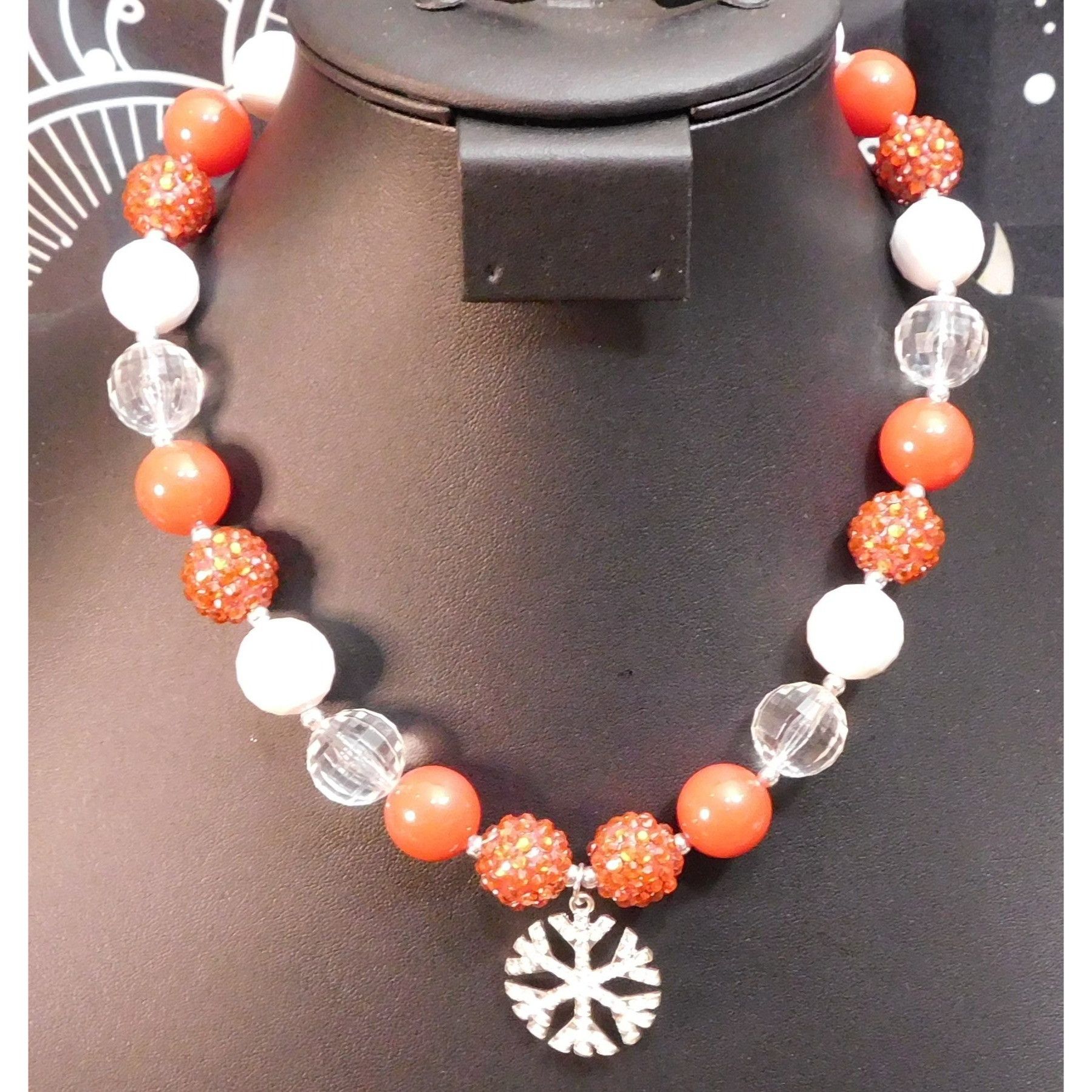 Handmade Red And White Christmas Bubblegum Beaded Snowflake Necklace Size ONE SIZE - 3 Thumbnail