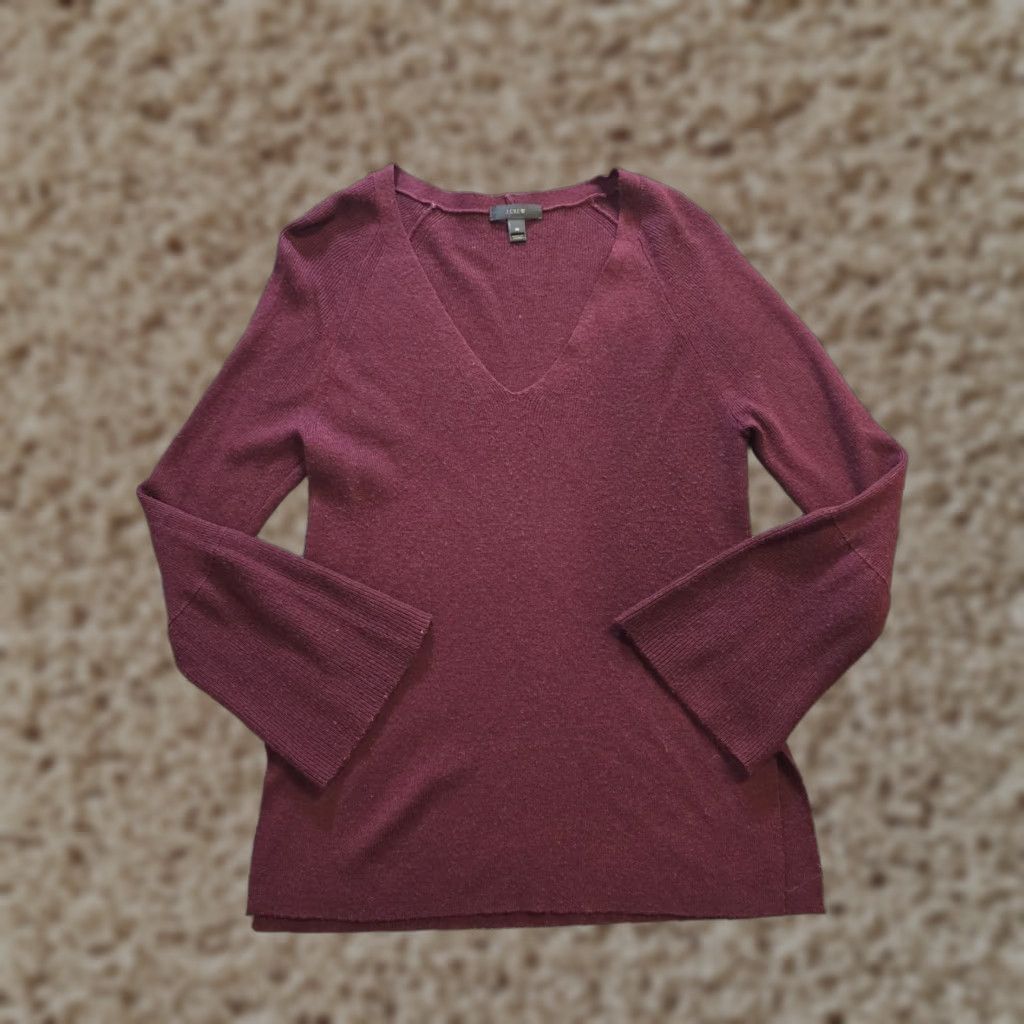 J.Crew J.CREW Sweater Women's Medium Purple Burgundy Wool Blend Knit Long Flared Sleeve V-Neck Casual Career Pullover Womens Size M / US 6-8 / IT 42-44 - 1 Thumbnail