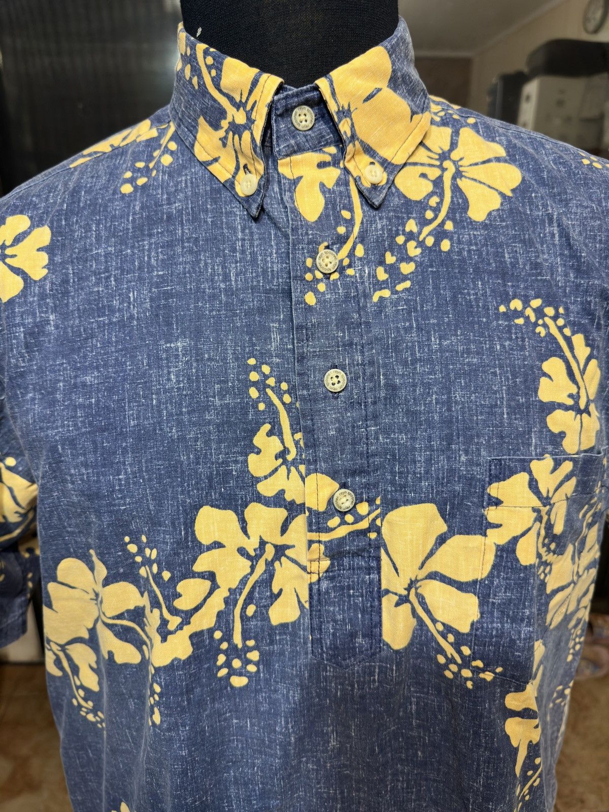 Reyn Spooner PreOwned Reyn Spooner Hawaiian Print Blue/Yellow Men's M Size US M / EU 48-50 / 2 - 3 Thumbnail