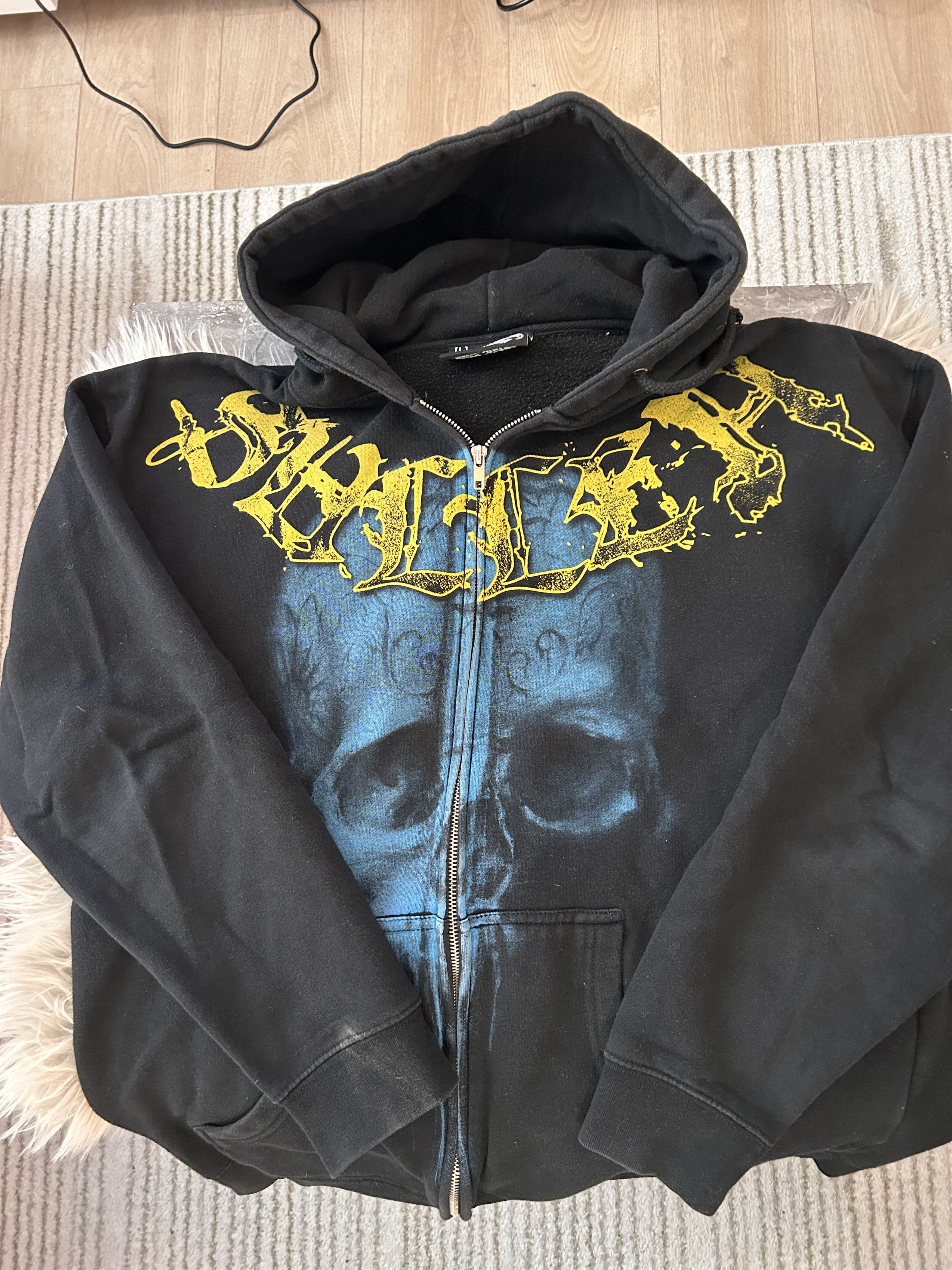 Vintage sullen emo goth black skull hoodie Size US L / EU 52-54 / 3 - 1 Thumbnail