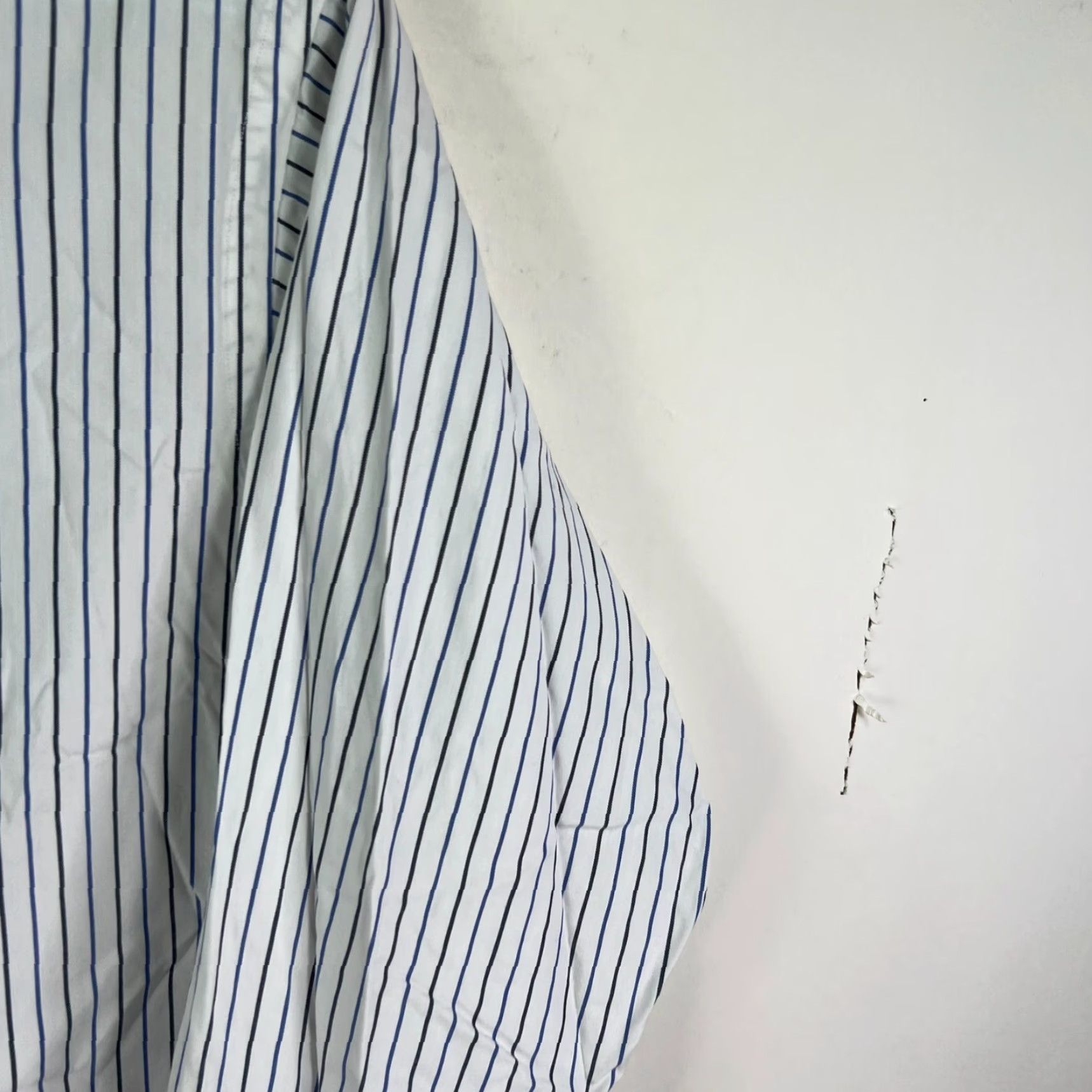 Ralph Lauren Ralph Lauren Shirt Mens Size 16 X33 Striped White/Blue Button-Down Size US L / EU 52-54 / 3 - 2 Thumbnail
