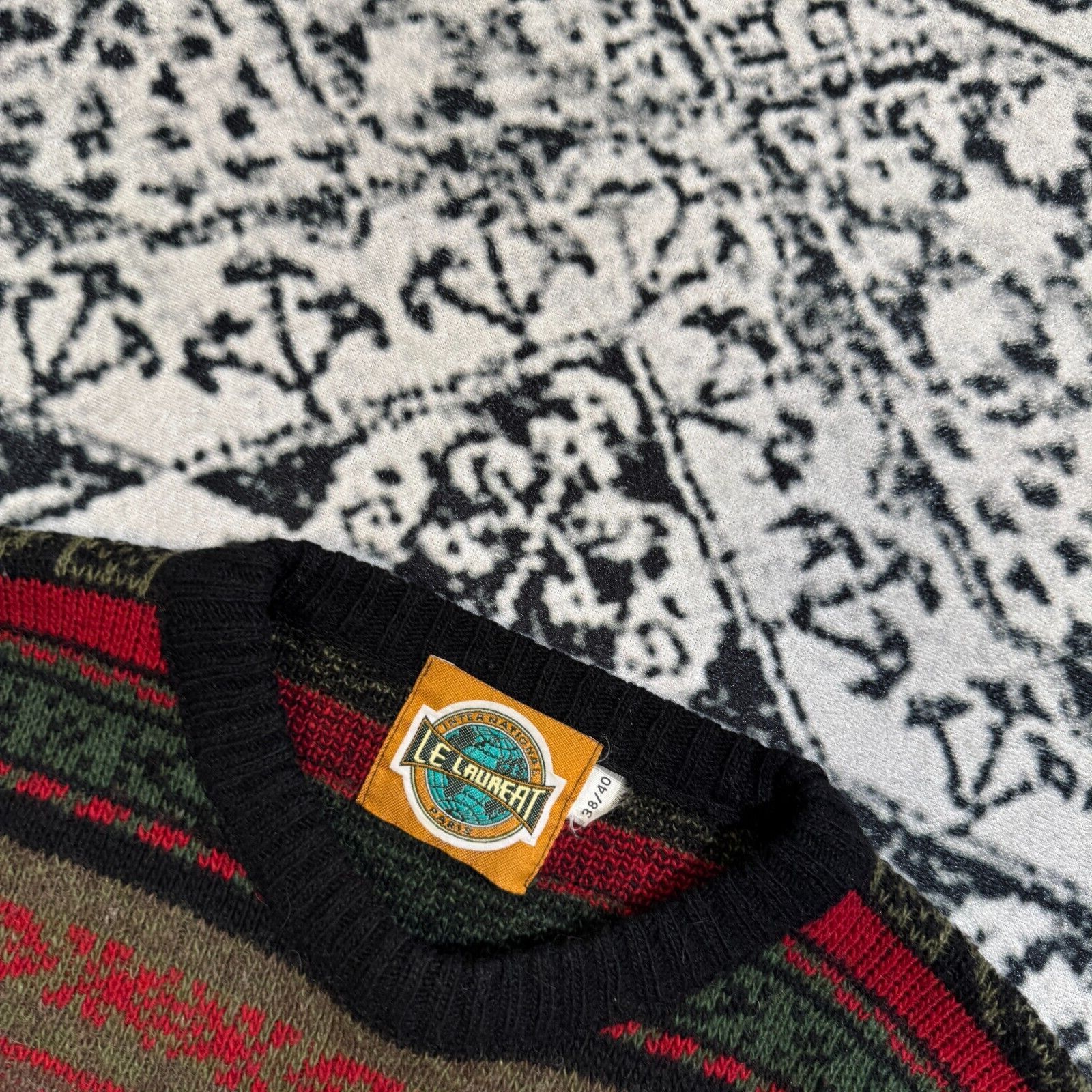 Vintage Vintage Unisex Sweater Size S Freddy Kreuger 90s Winter Size US S / EU 44-46 / 1 - 4 Thumbnail