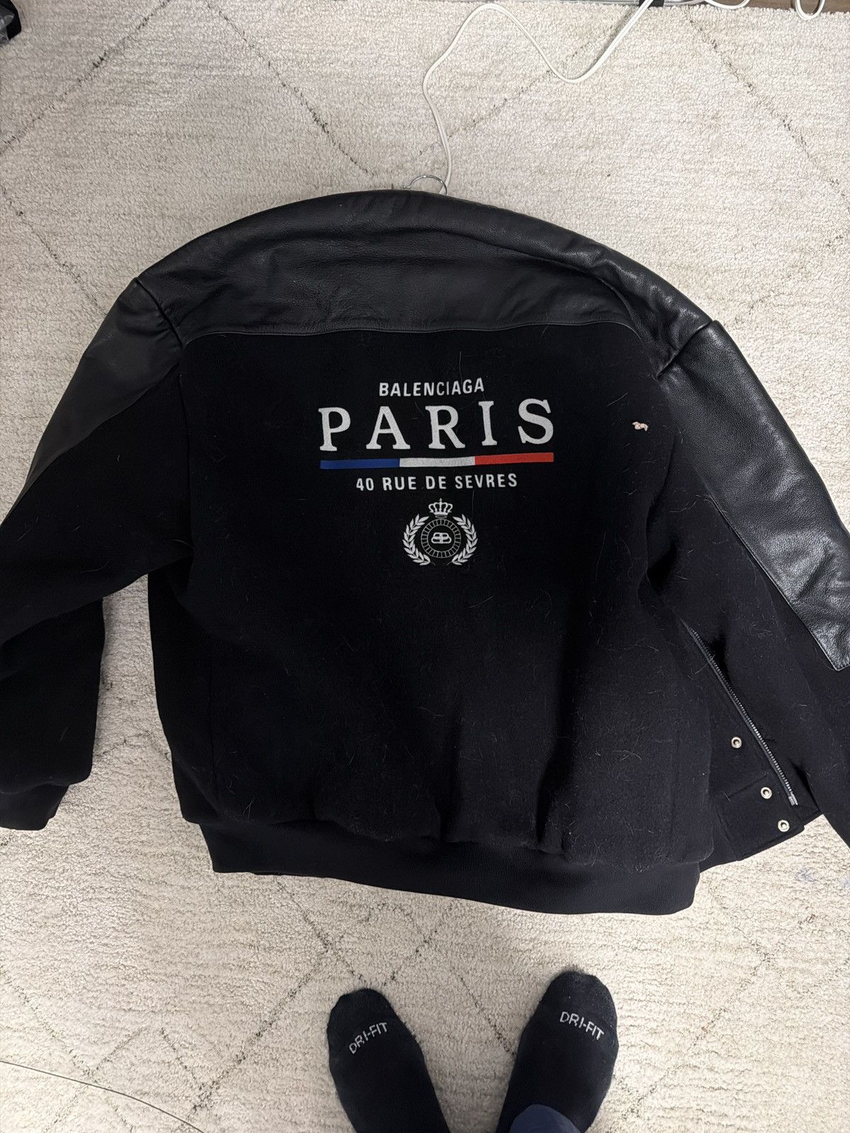 Balenciaga Balenciaga fw19 pinched woolen bomber Size US M / EU 48-50 / 2 - 1 Thumbnail