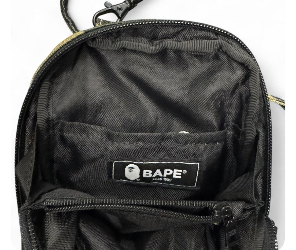 Bape BAPE Camo Crossbody Bag (Green/Yellow) – Like New Size ONE SIZE - 3 Thumbnail
