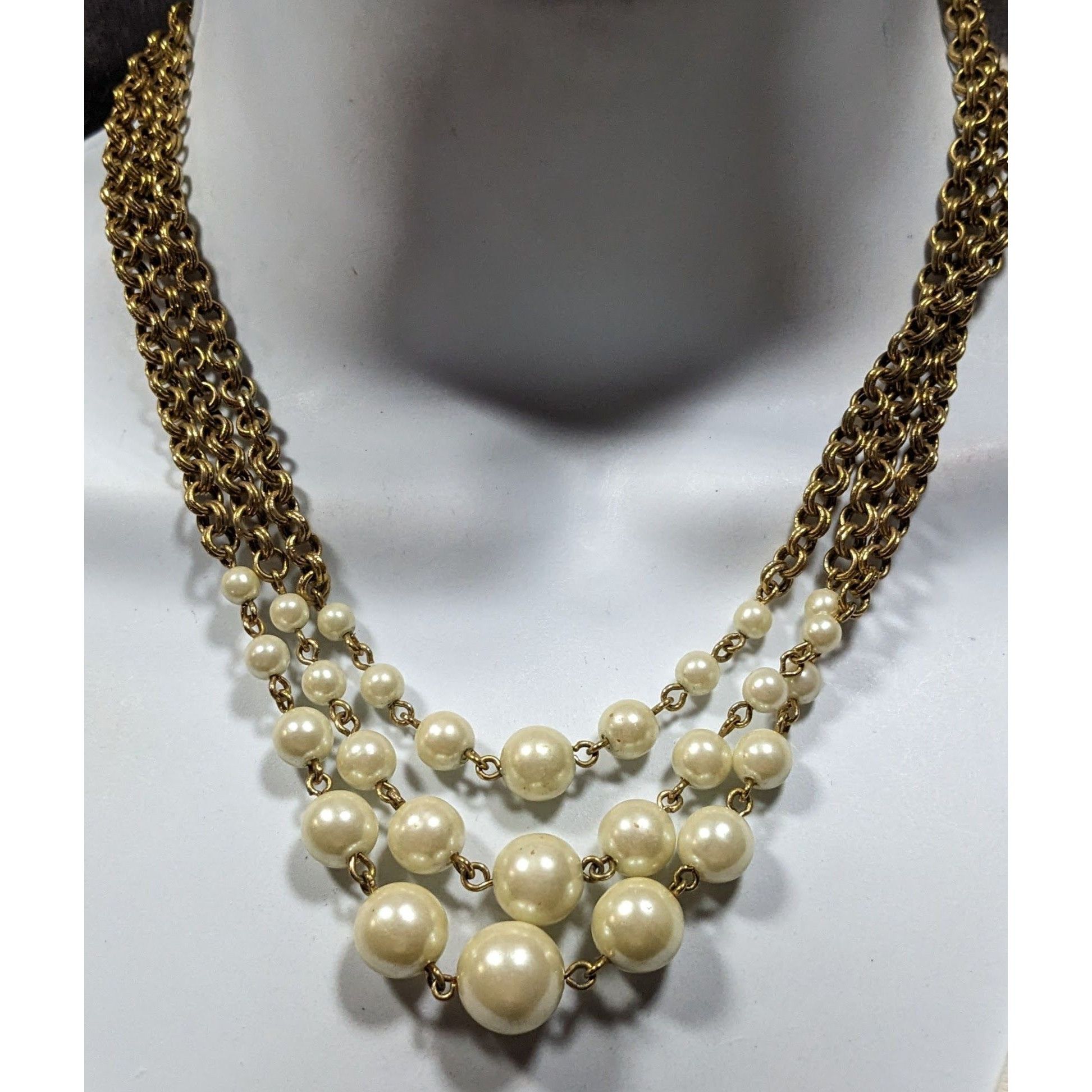 Other Vintage Glam Avon Cream And Gold Tone Fuax Pearl Layered Cha Size ONE SIZE - 4 Thumbnail