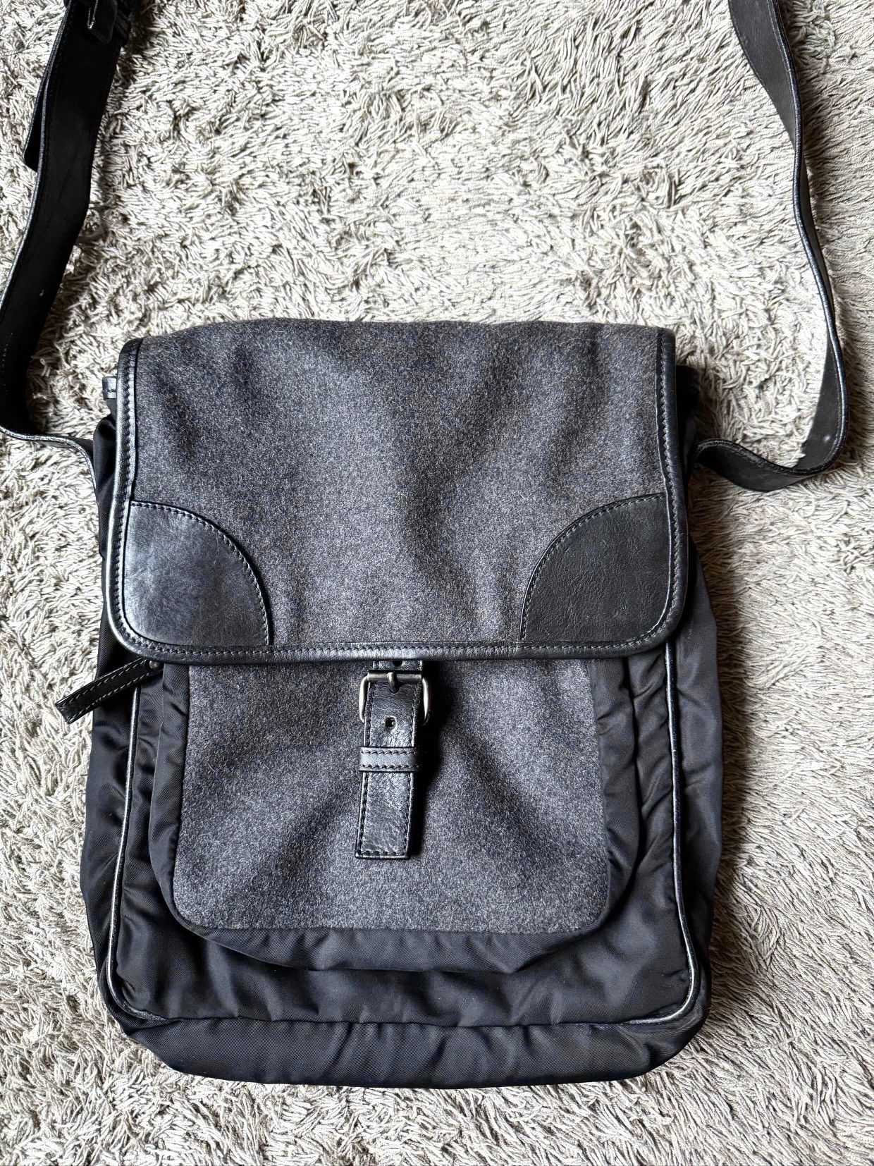 Miu Miu MIU MIU CROSS BODY MESSENGER SHOULDER BAG Size ONE SIZE - 4 Thumbnail