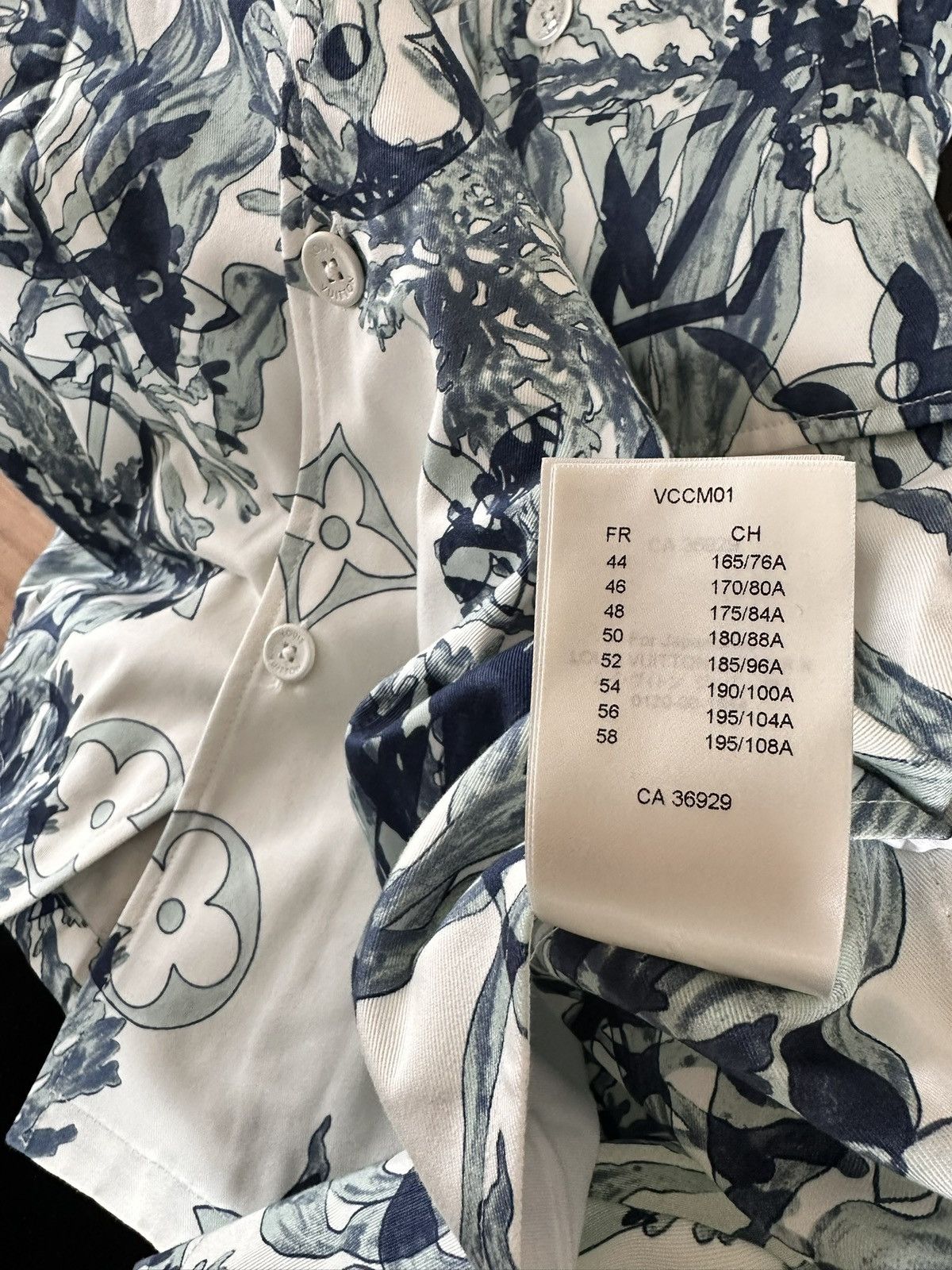 Louis Vuitton Louis Vuitton Overshirt Size US M / EU 48-50 / 2 - 8 Thumbnail