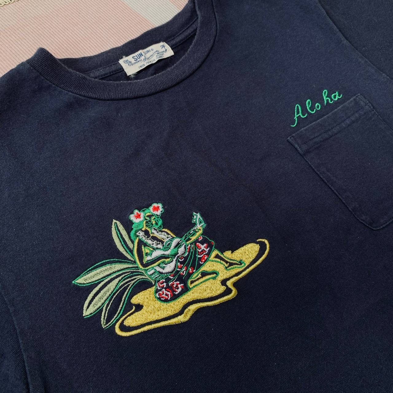 Toyo Enterprises Sun Surf X Beams Hawaii Embroidery Pocket Tees Size US XS / EU 42 / 0 - 4 Thumbnail
