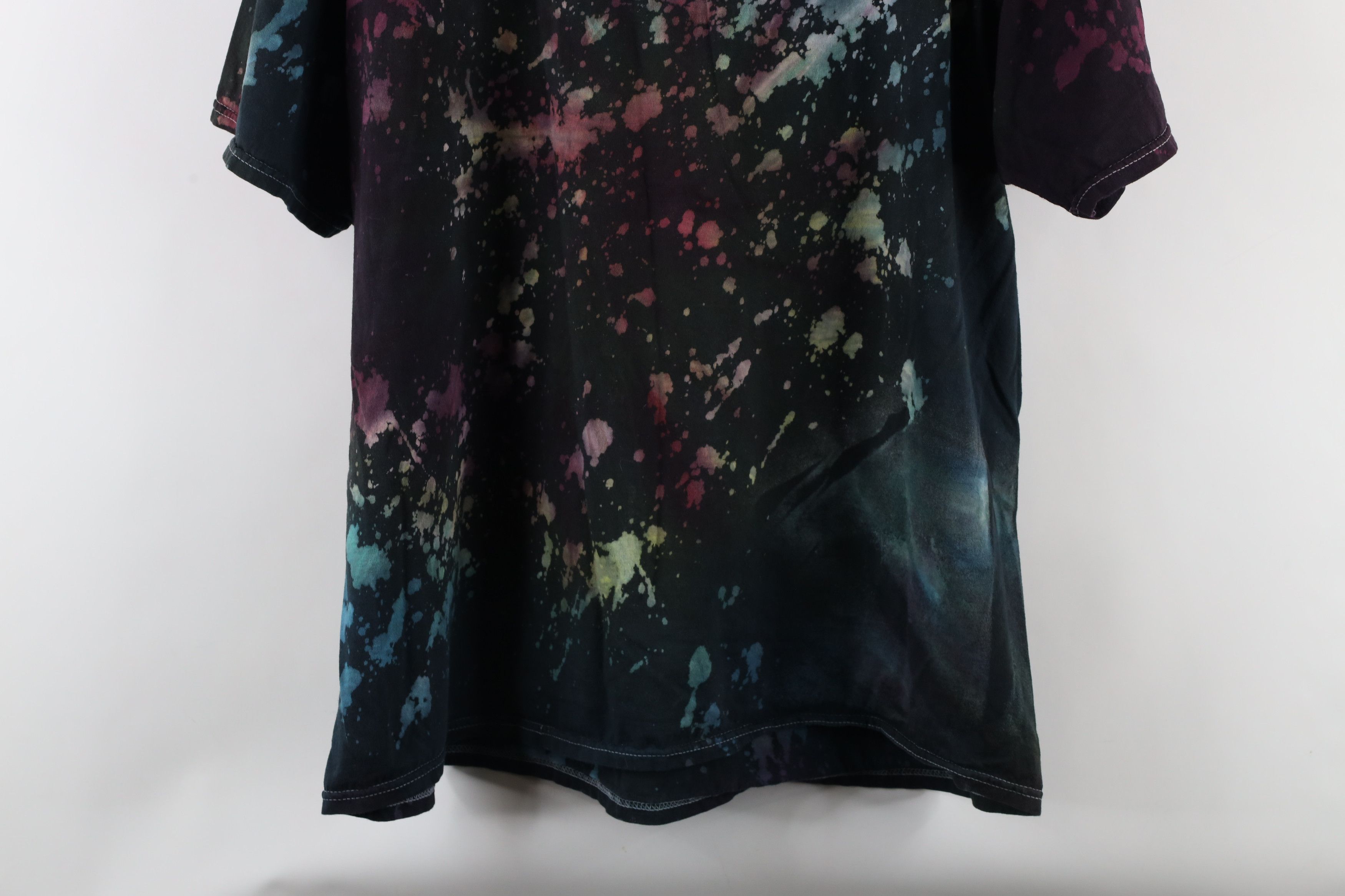 Vintage Retro Pink Floyd Rainbow Dark Side of the Moon Band T-Shirt Size US XL / EU 56 / 4 - 8 Thumbnail