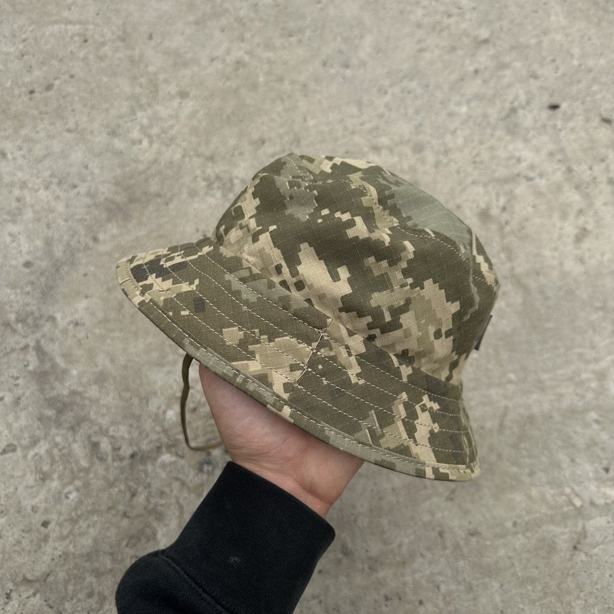 Y/Project Vintage Ukrainian Pixel Hat Cap Panama Y2K Crazy Fit 00s USA Size ONE SIZE - 2 Thumbnail