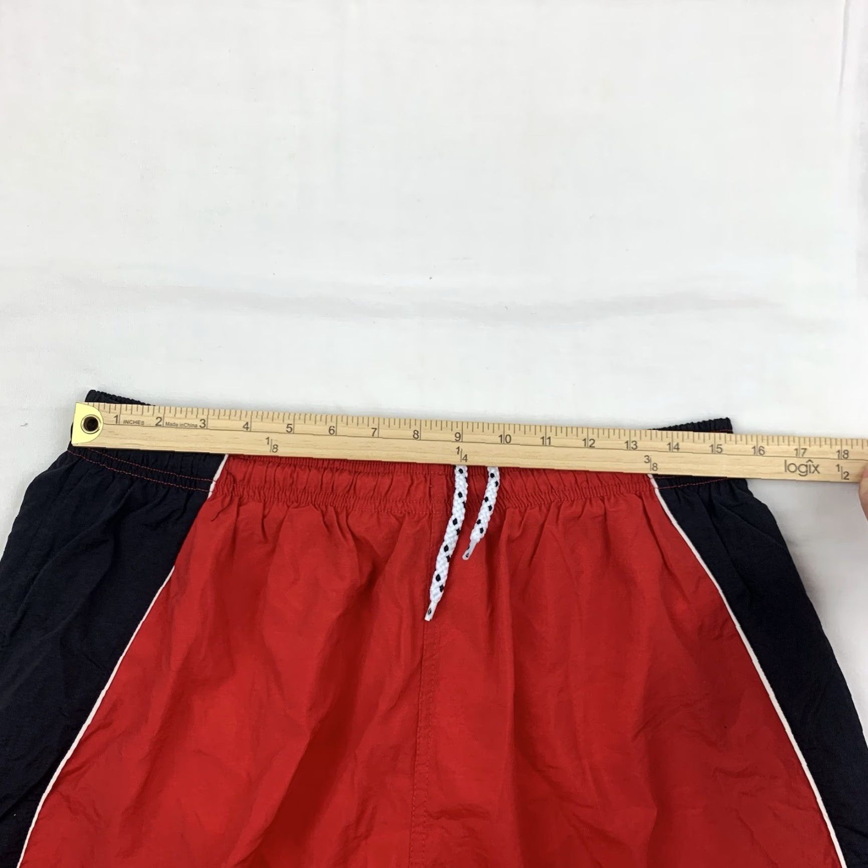 Body Glove VINTAGE Body Glove Swim Trunks Men 2XL Red Trunks Beach Pool 90s USA Swimsuit Shorts Size US 39 - 6 Thumbnail