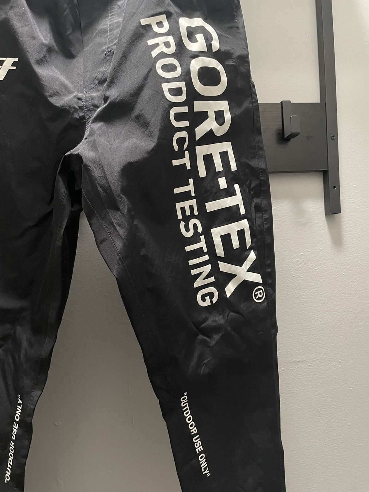 Off-White Off-White x Gore-tex Pants Size US 29 - 4 Thumbnail