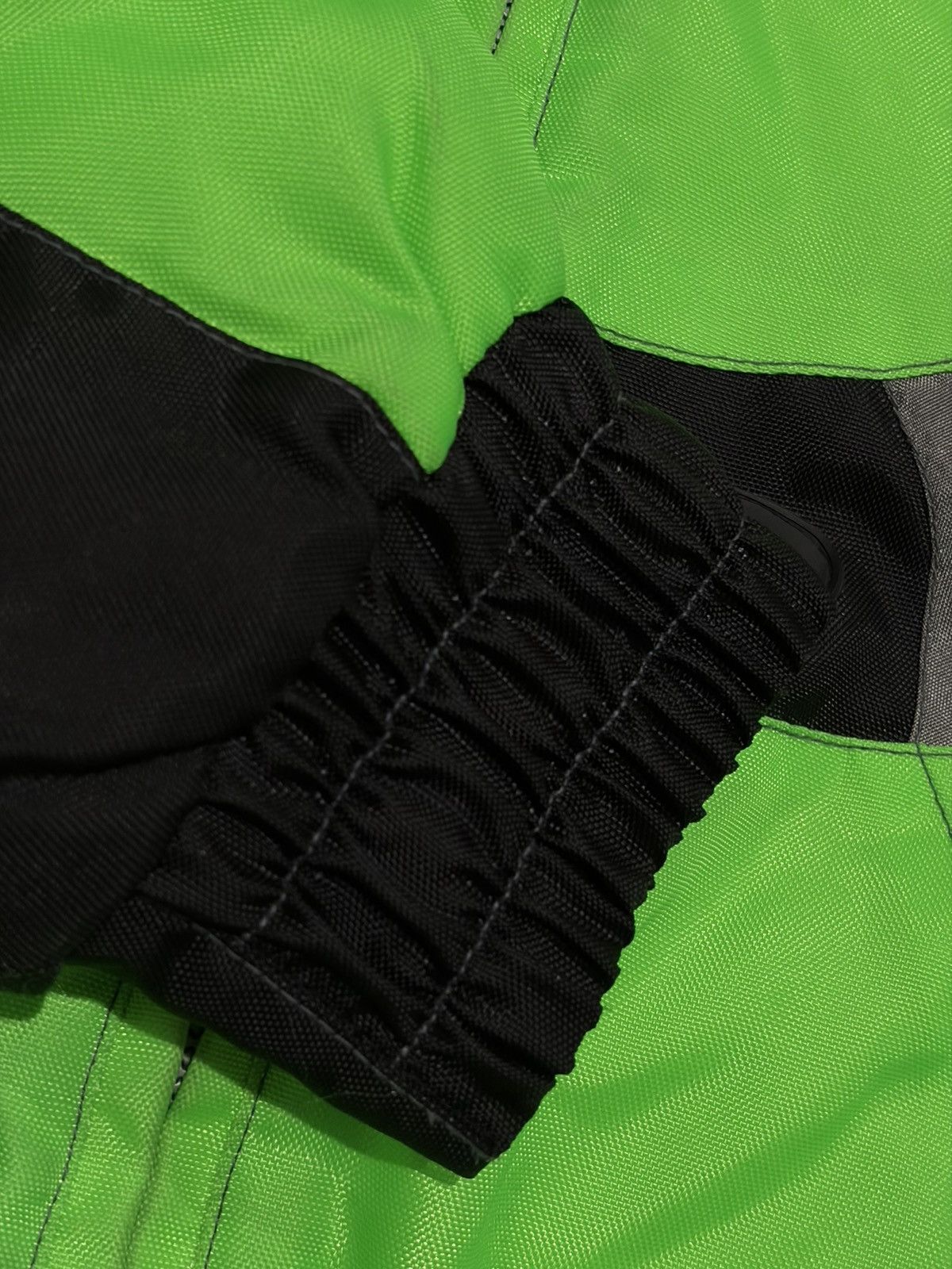 Vintage Coldwave Neon Green & Black Snowmobile Jacket Mens Size S Size US S / EU 44-46 / 1 - 4 Thumbnail