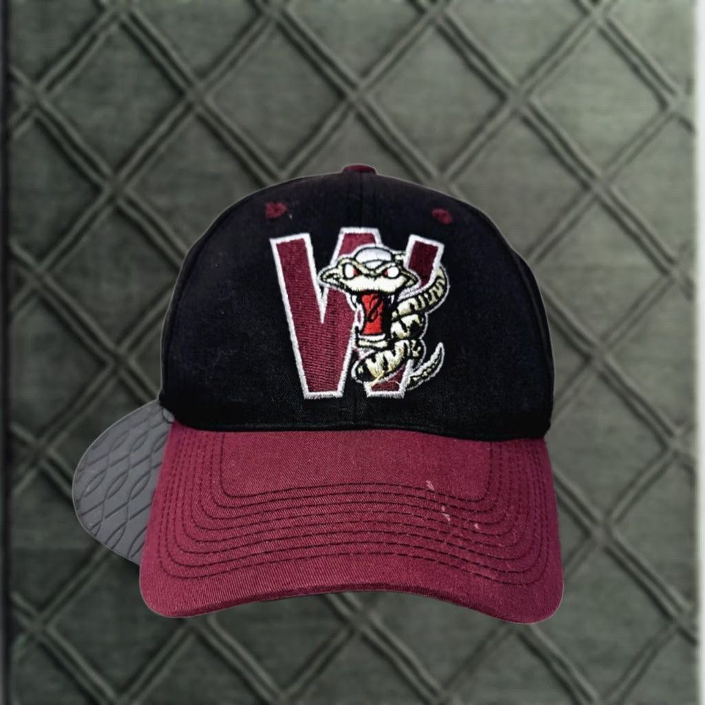 Vintage VINTAGE Wisconsin Timber Rattlers Outdoor Cap Hat Baseball Cap 90s Sports Black Men Adjustable Knit Cotton Distressed Size ONE SIZE - 1 Thumbnail