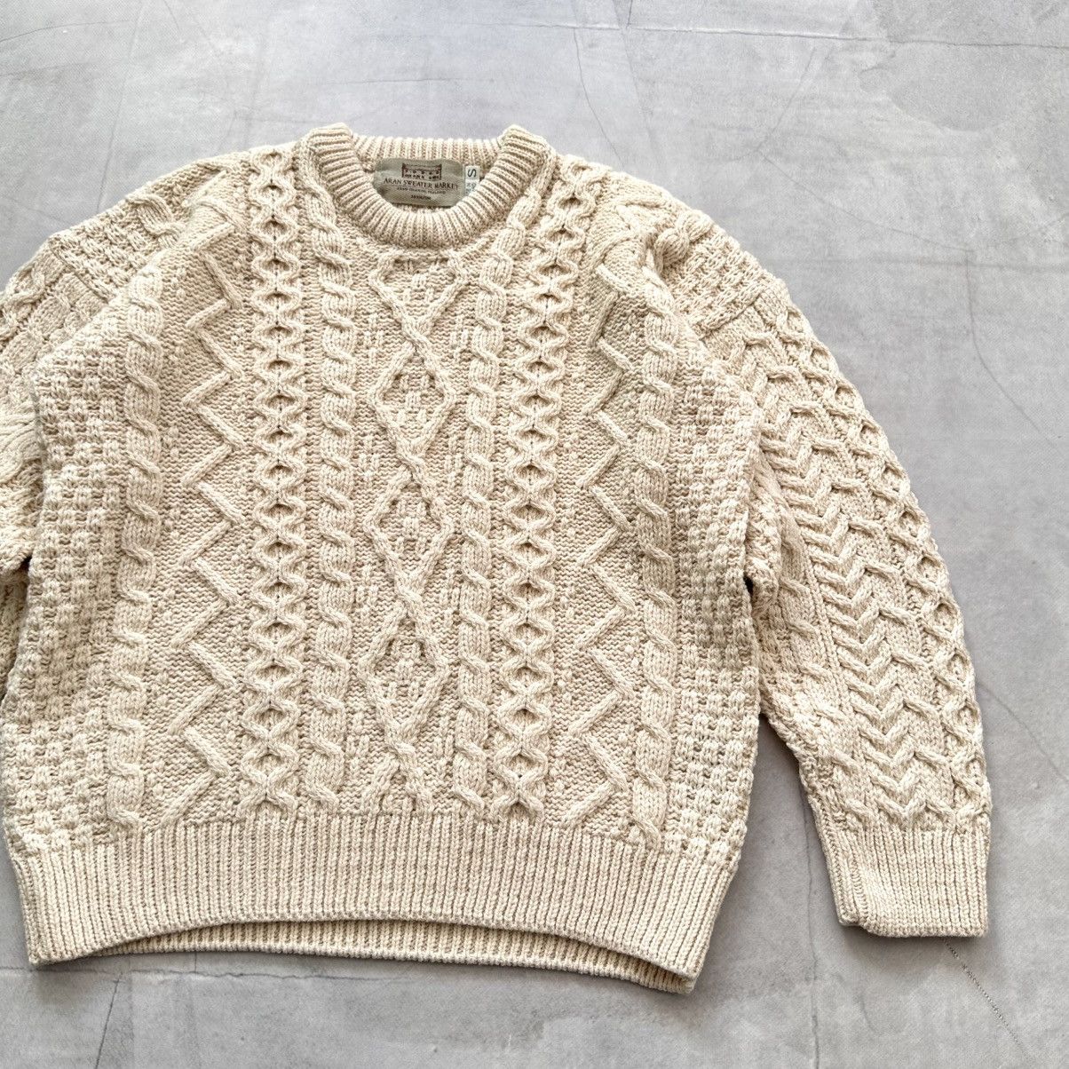Aran Sweater Market Aran Sweater Market Irish Cable Knit Wool Sweater L.L Bean Size US S / EU 44-46 / 1 - 2 Thumbnail