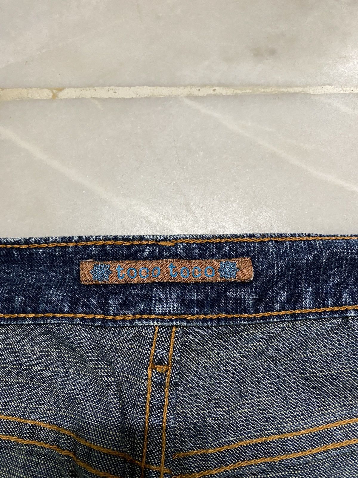 Japanese Brand Flared Japanese Art Denim Embroidered Floral Design Rare Size US 29 - 11 Thumbnail