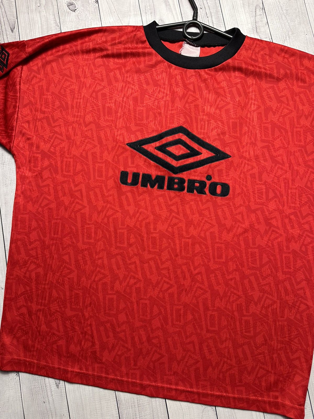 Umbro × Vintage Vintage Umbro pro training size L/XL monogram tee big logo Size US L / EU 52-54 / 3 - 2 Thumbnail