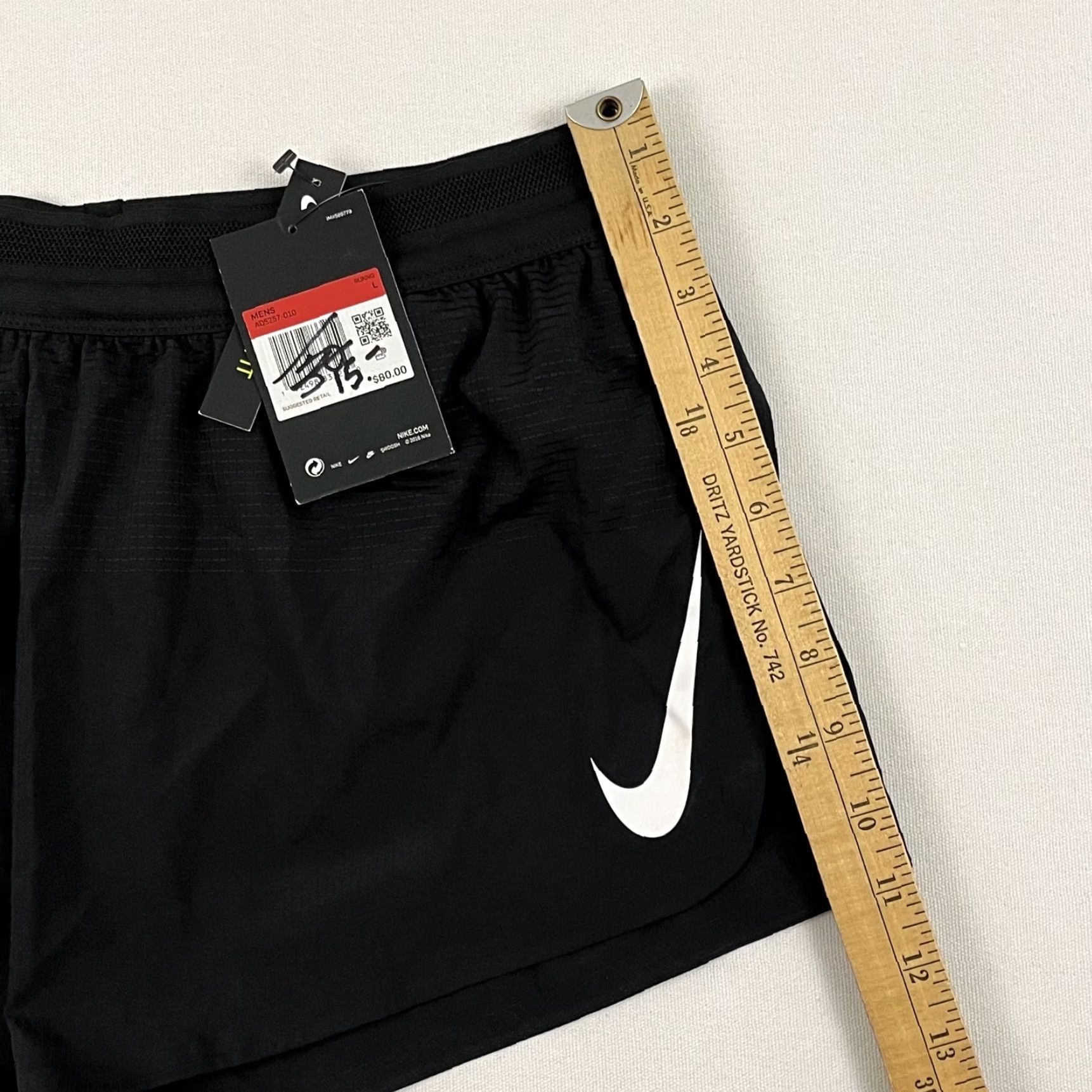 Nike Nike AeroSwift Shorts Men Large x 2" Lined Active Running Black AQ5257-010 Size US 33 - 5 Thumbnail