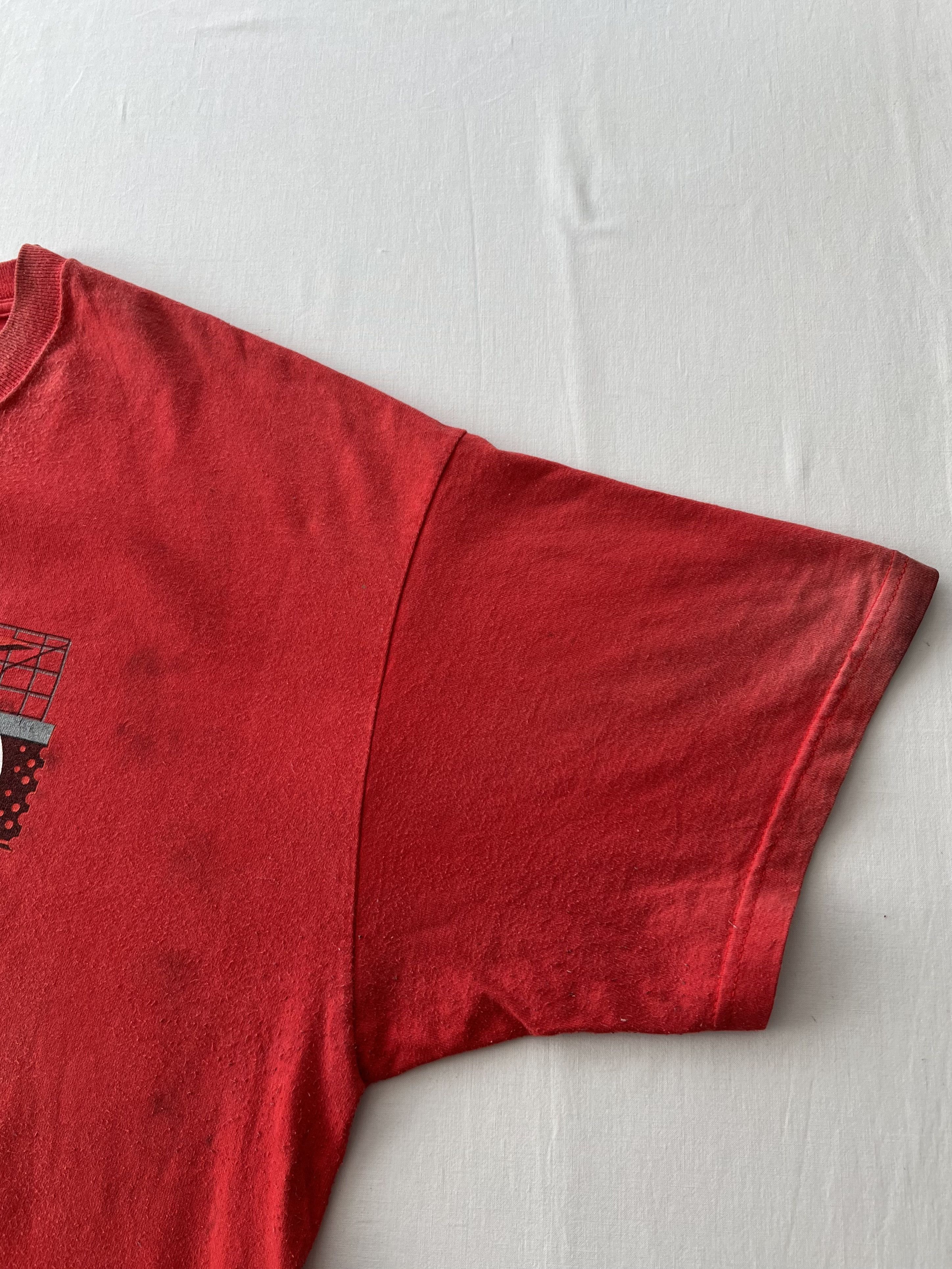 Vintage Vintage 90s Ducati Steve Hislop #7 Moto Racing Red T-shirt Size US XXL / EU 58 / 5 - 9 Thumbnail