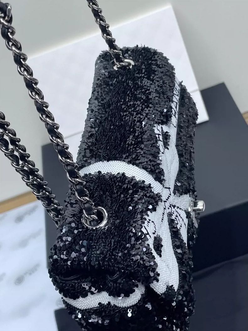 Chanel Chanel Bow Chain Bag with Sequins -2505 Size ONE SIZE - 2 Thumbnail