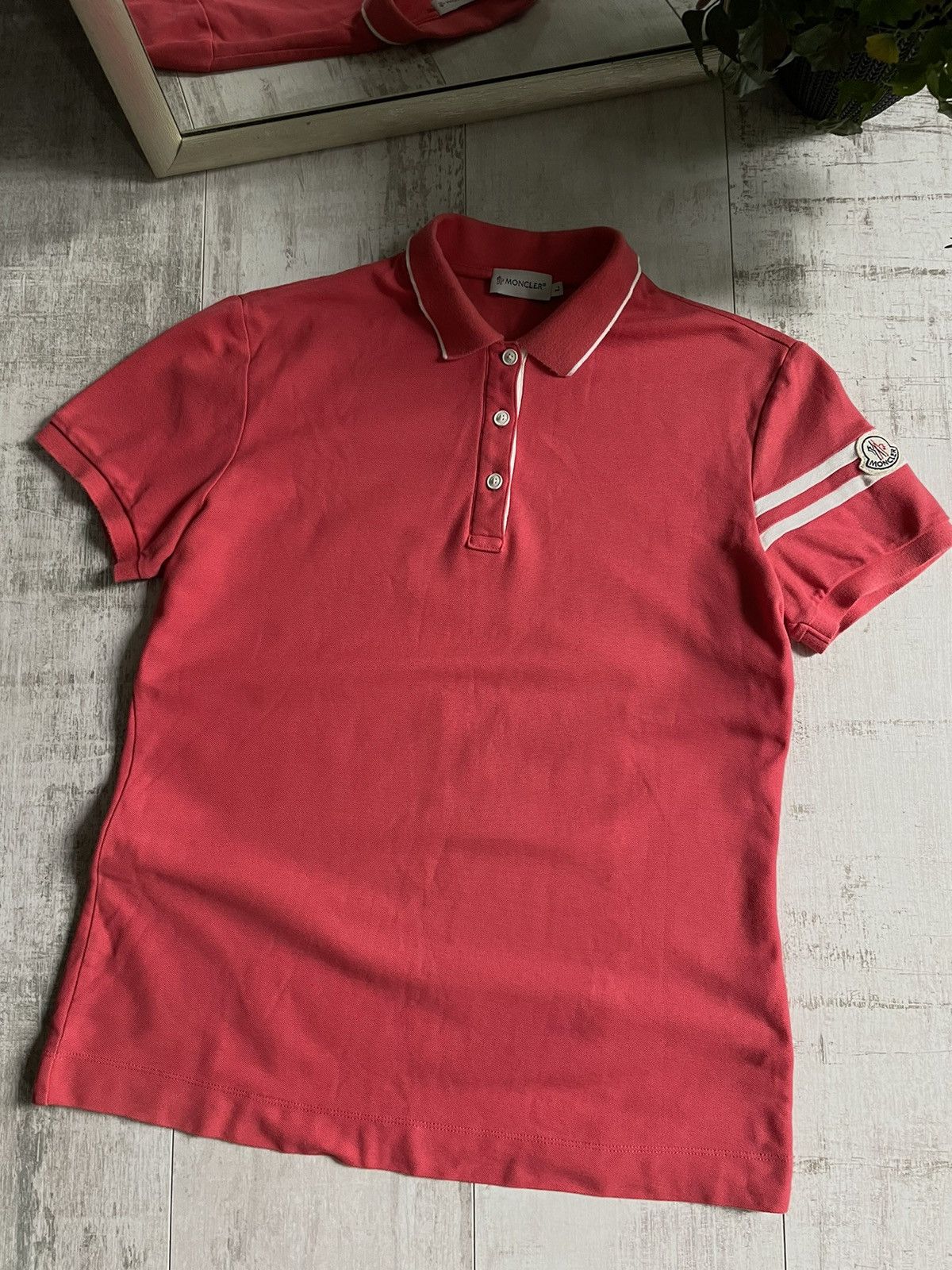 Moncler Moncler Polo T-Shirt Coral Size L / US 10 / IT 46 - 2 Thumbnail