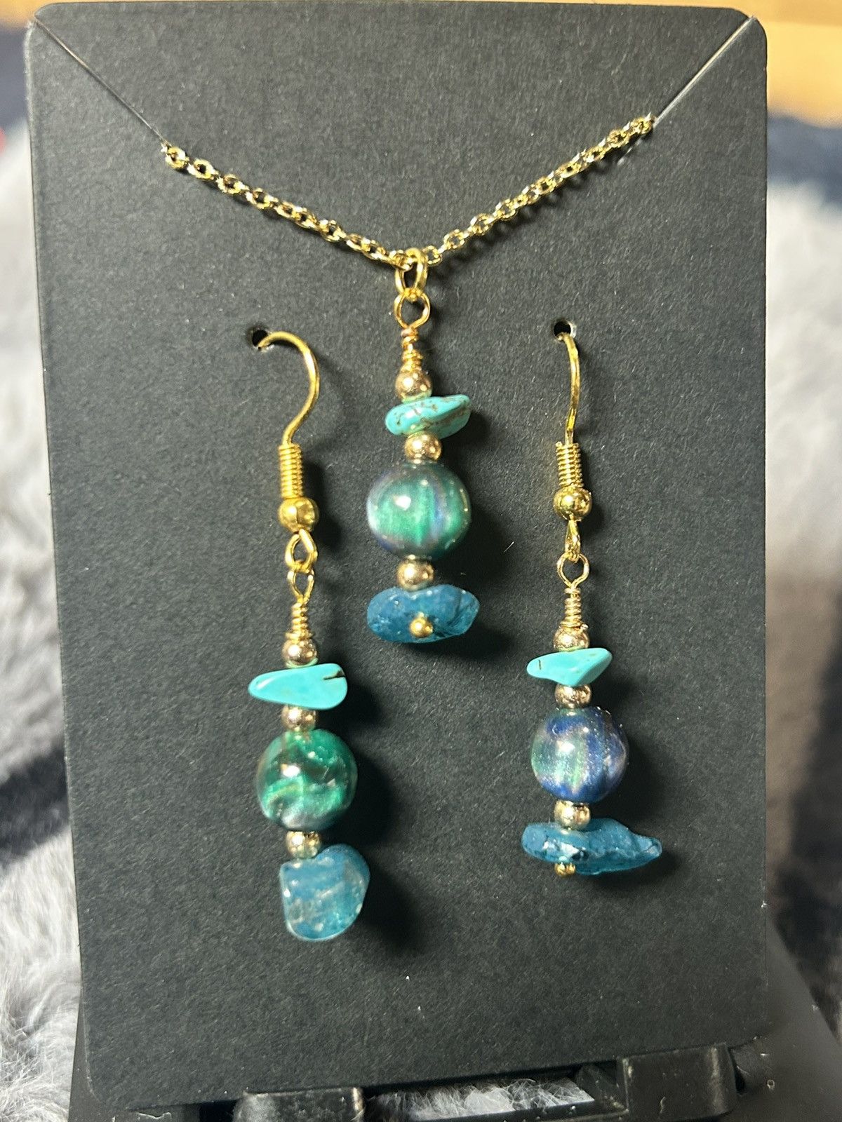 Handmade Handcrafted cat eye glass turquoise chip necklace set Size ONE SIZE - 2 Thumbnail