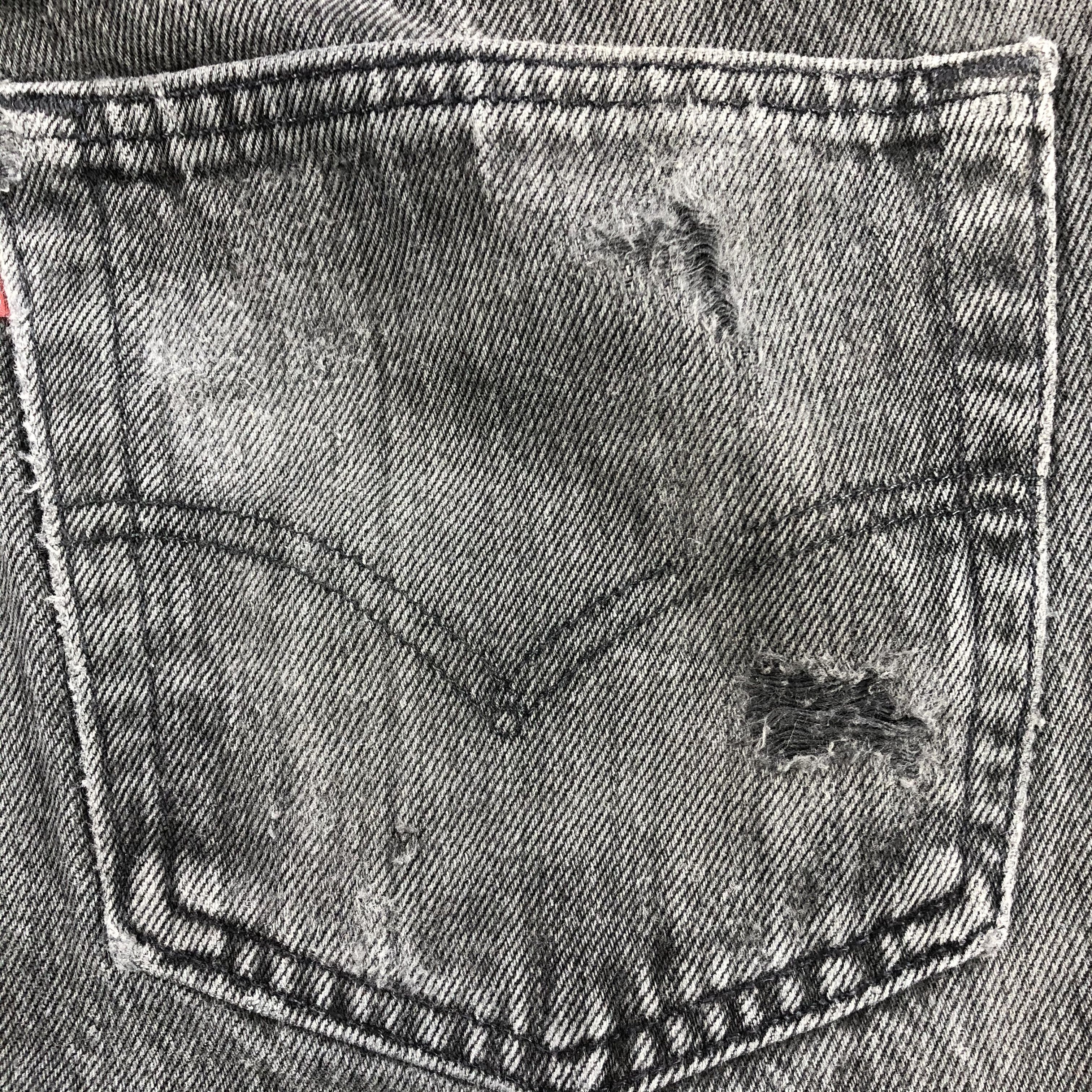 Levi's 90s Vintage Faded Black Levis 501 Jeans-J1448 Size US 34 / EU 50 - 8 Thumbnail
