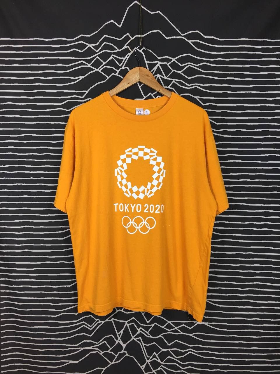 Vintage Official Licensed Product Olympic Tokyo 2020 Big Logo Tee Size US XL / EU 56 / 4 - 1 Thumbnail