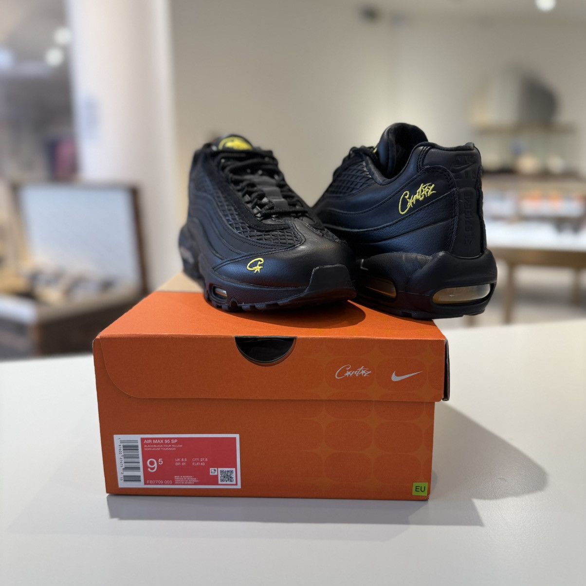 Corteiz × Nike Nike Air Max 95 Corteiz Honey Black Size US 9 / EU 42 - 7 Thumbnail