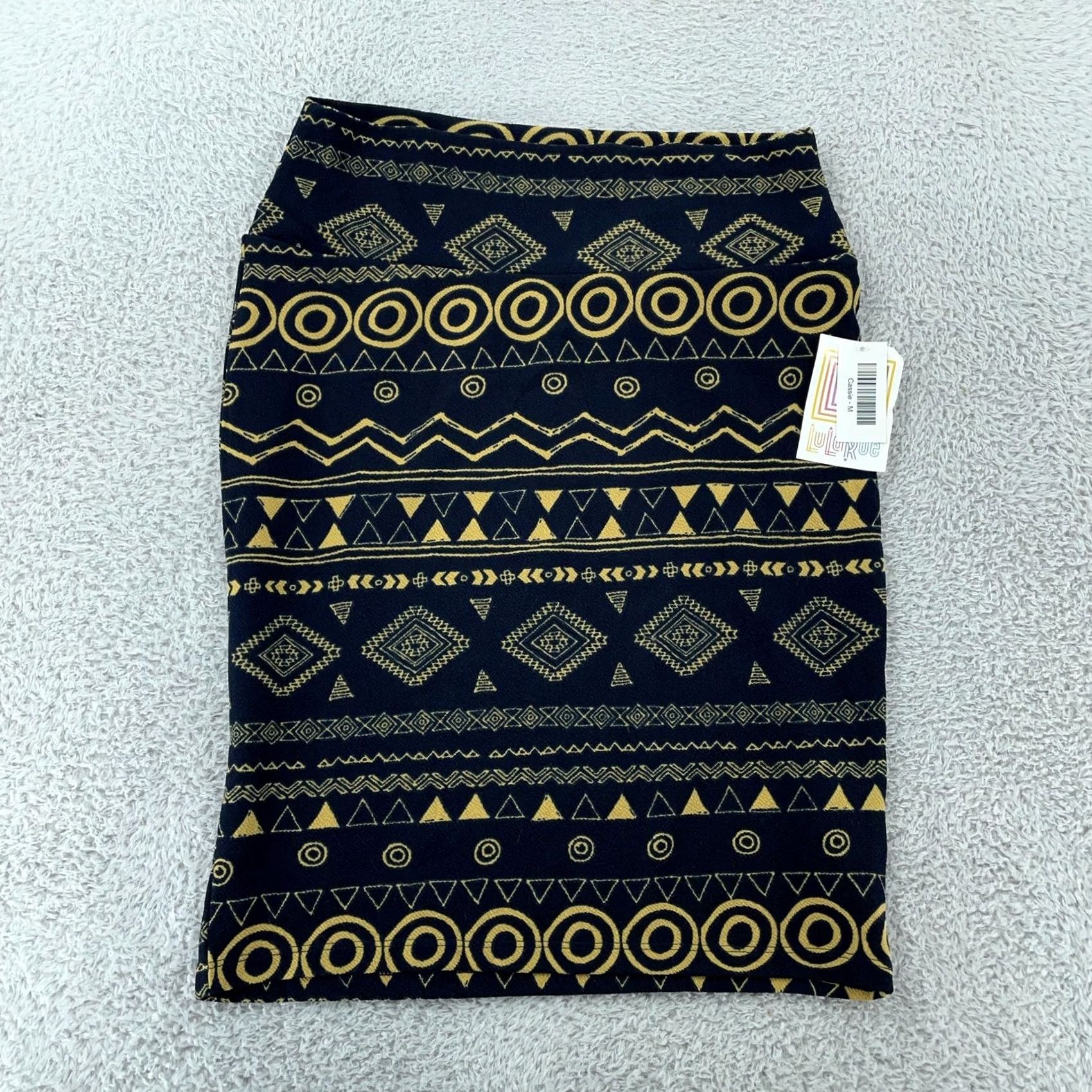 Vintage LuLaRoe Cassie Skirt Womens M Black Geometric Knit Elastic Waist Aztec Pencil Stretch Size 32" / US 10 / IT 46 - 3 Thumbnail