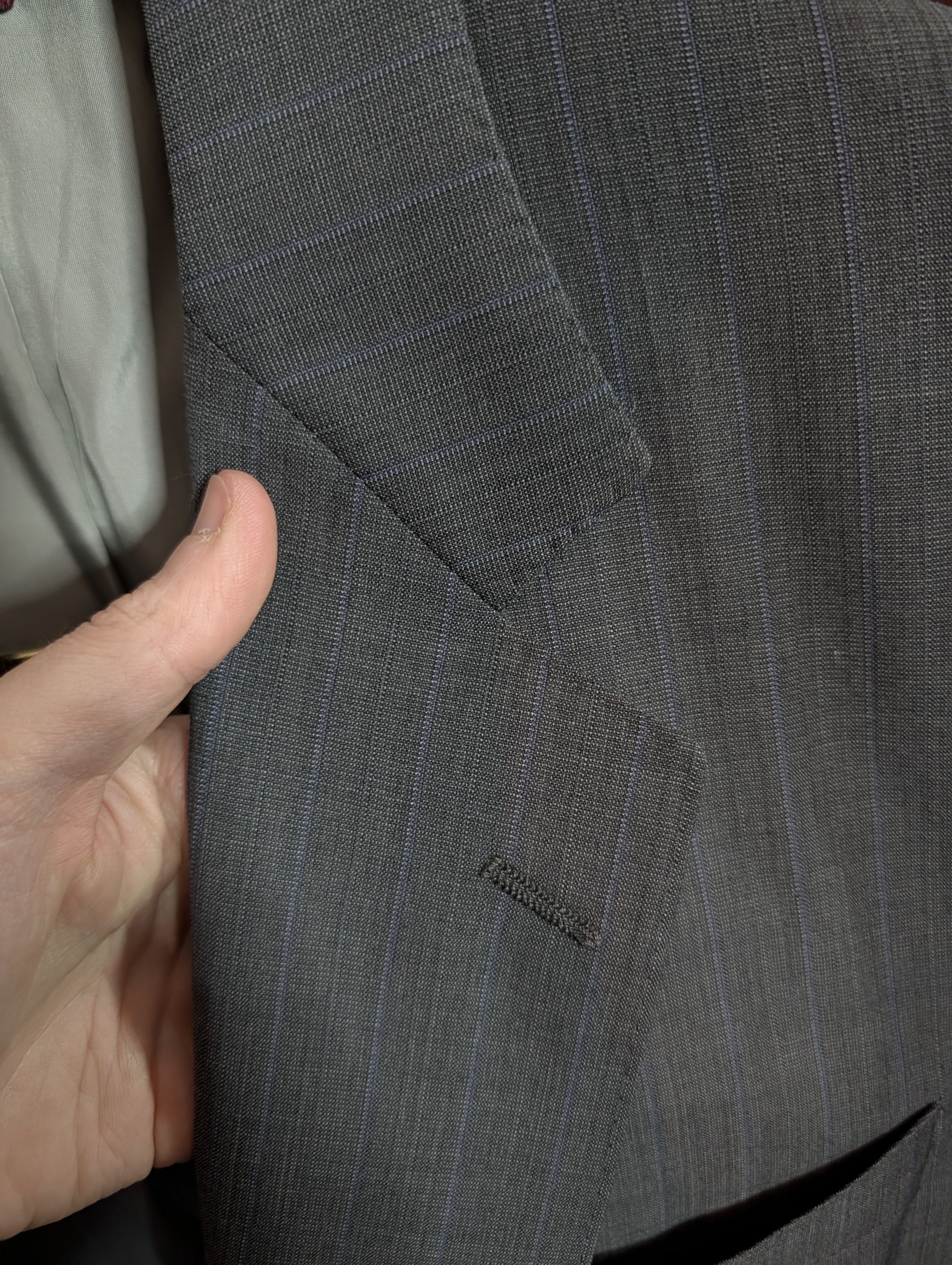 Samuelsohn Italian Super 110s wool gray pinstriped jacket 42R Size 42R - 3 Thumbnail