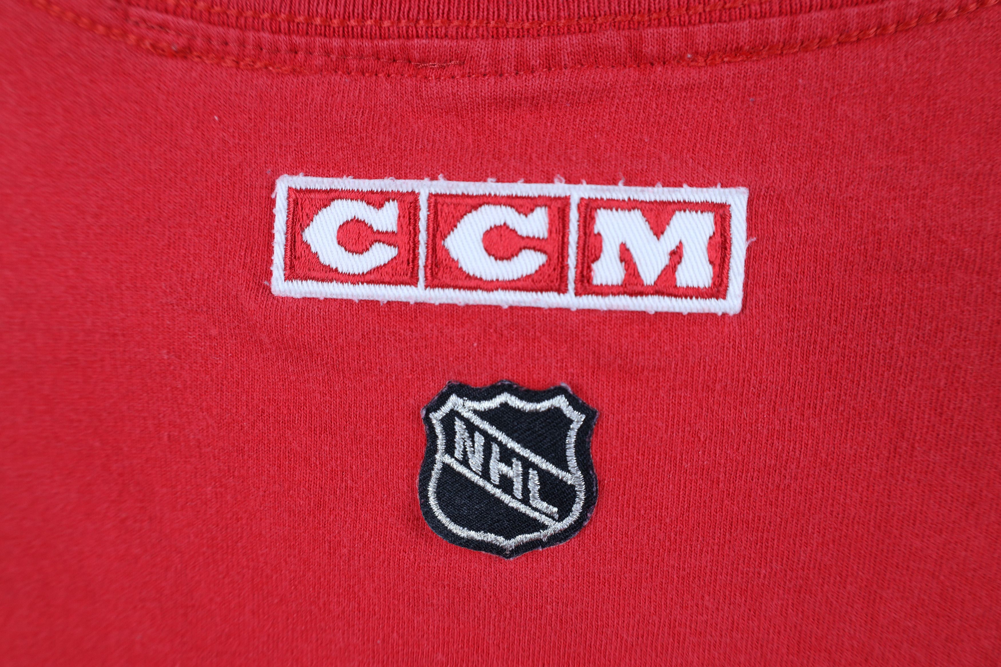 Ccm Vintage 90s CCM Spell Detroit Red Wings Hockey T-Shirt Red Size US XL / EU 56 / 4 - 10 Thumbnail