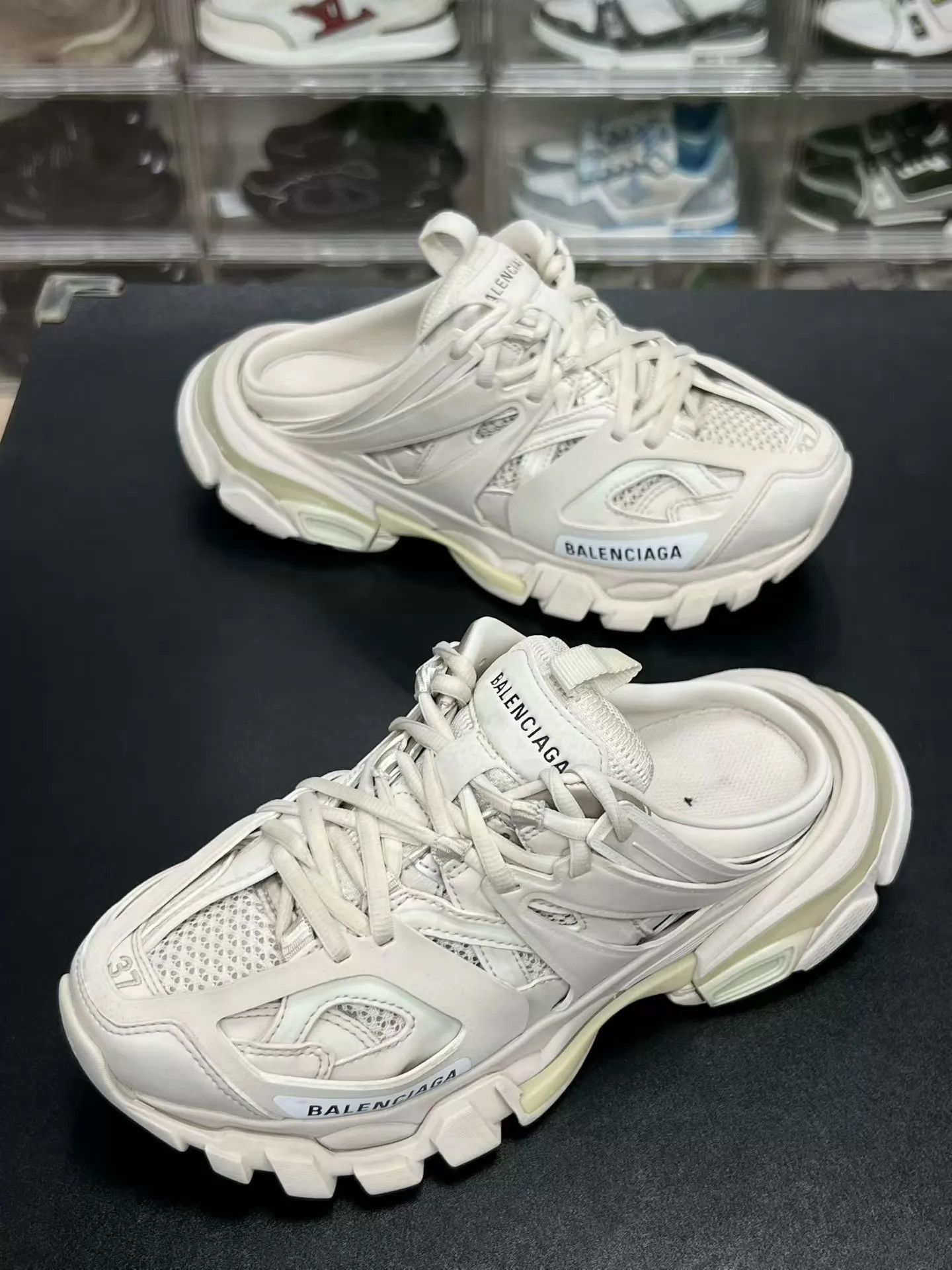 Balenciaga Balenciaga Track Slide Beige 37 Size US 6.5 / IT 36.5 - 1 Thumbnail