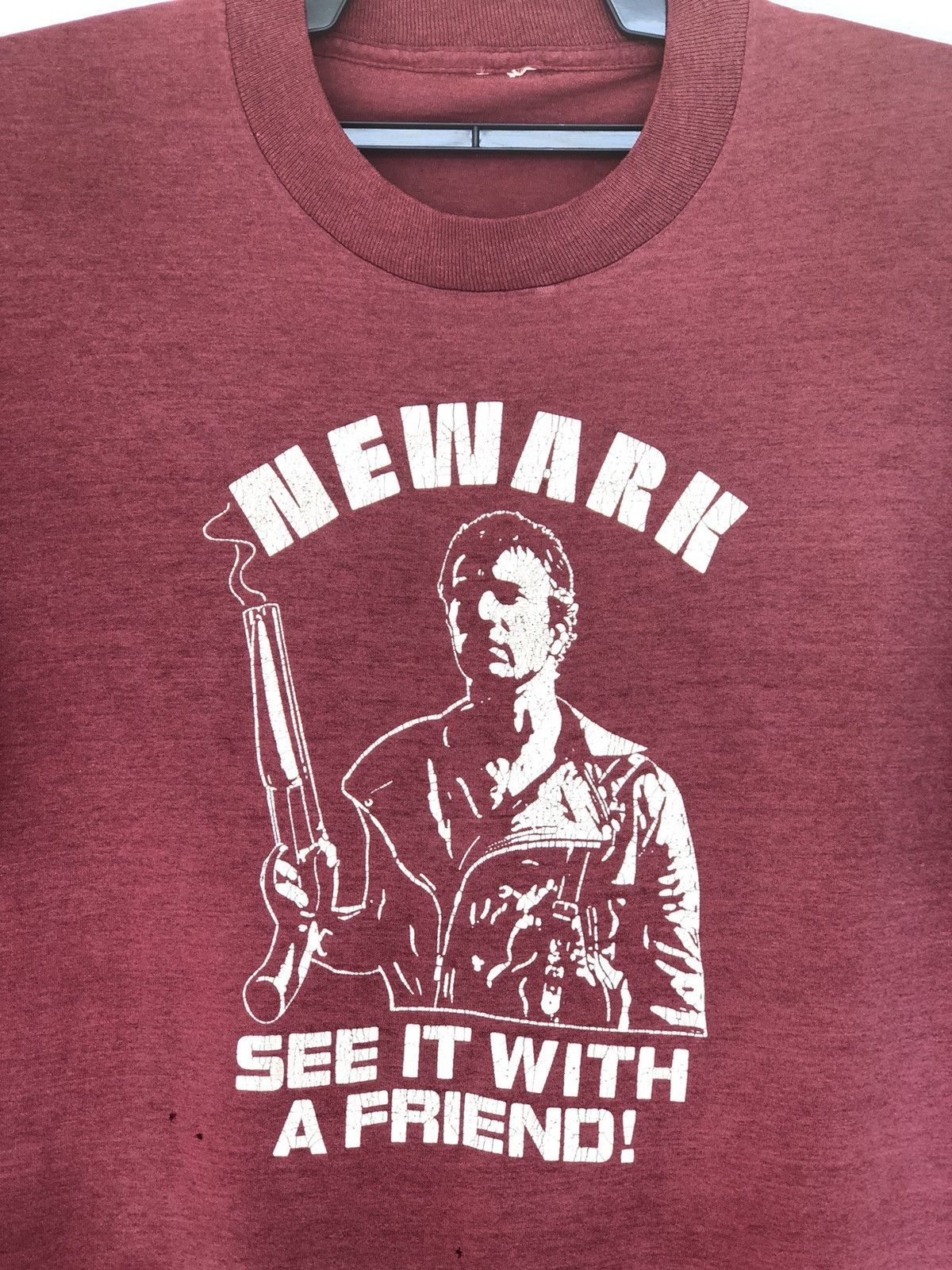 Band Tees Vintage 80s MAD MAX Mel Gibson Movie Tee Size US L / EU 52-54 / 3 - 1 Thumbnail