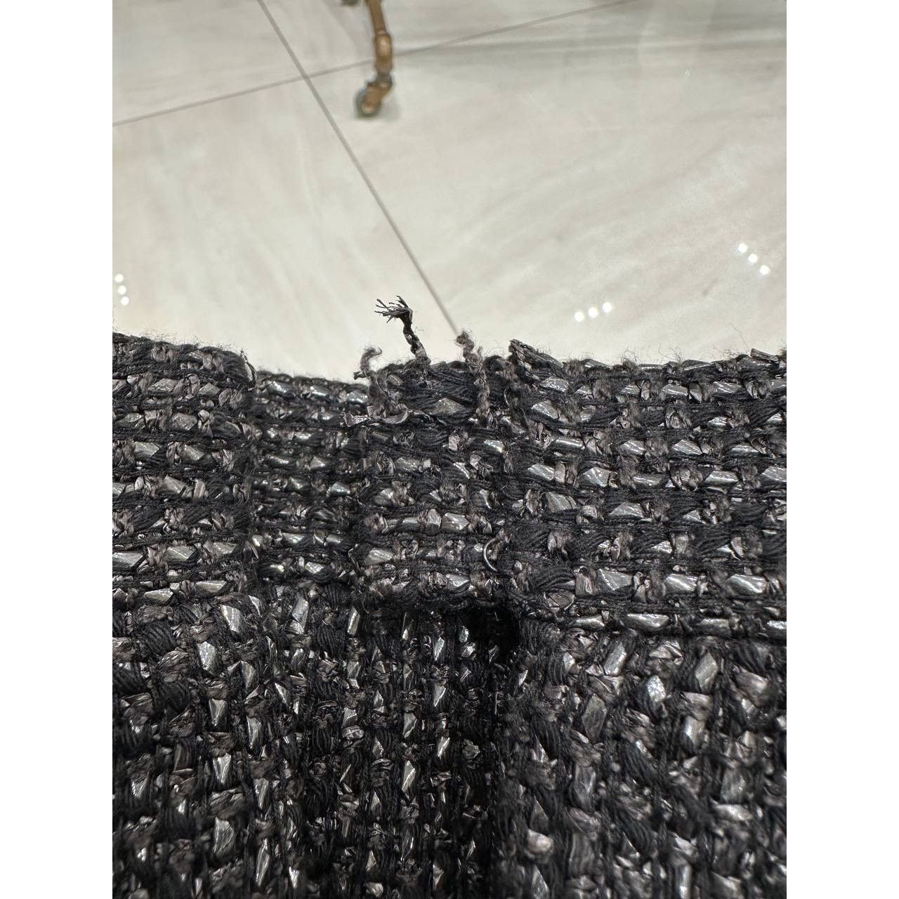Chanel CHANEL 2014 Black Tweed Mid-Length Skirt - Size 36FR Size 26" / US 2 / IT 38 - 7 Thumbnail