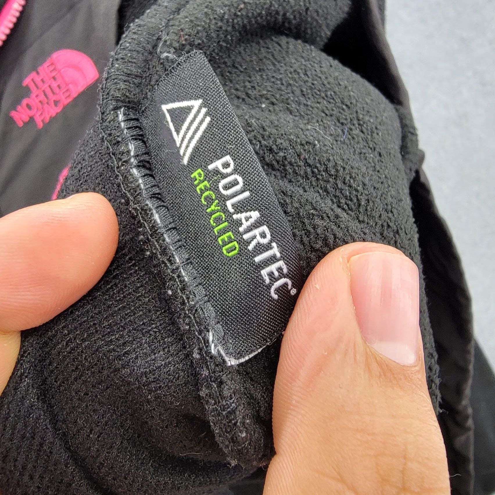 The North Face The North Face jacket Womens Small Polartec Fleece Zip Up Black Pink Distressed Size S / US 4 / IT 40 - 4 Thumbnail