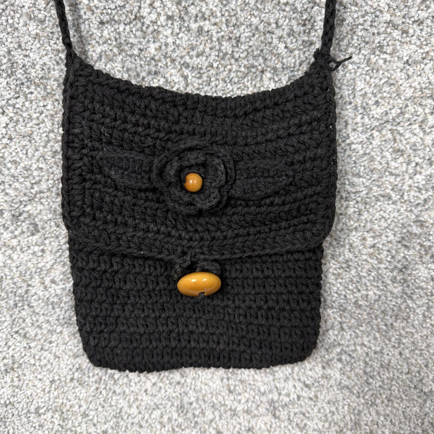 Vintage VINTAGE Black Crochet Crossbody Bag Womens Small Boho Flower Button Lined Purse Regular Crossbody, Small, Lightweight, Casual Women’s Bag Size ONE SIZE - 2 Thumbnail