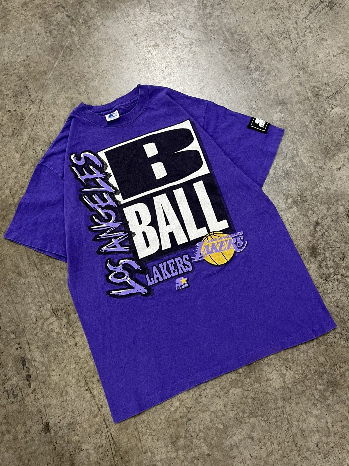 Vintage Vintage LA lakers 90s starter tee shirt rare hype streetwear Size US L / EU 52-54 / 3 - 3 Thumbnail