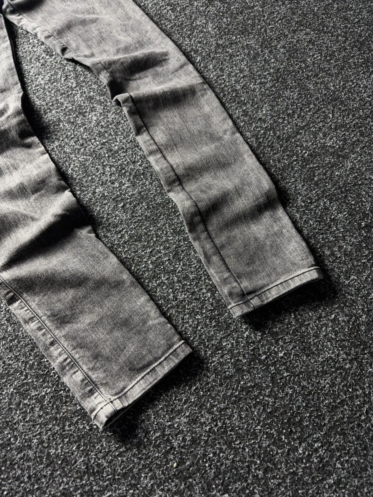 Diesel 00s Diesel Skinzee-Ne Grey Denim+Sweat Super Skinny Jeans Size 28" / US 6 / IT 42 - 4 Thumbnail
