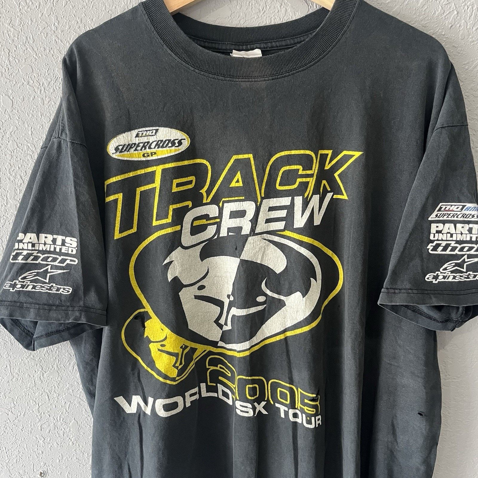 Vintage Vintage 2005 Pit Crew Racing Tshirt Men’s XL Fox Racing Dist Size US XL / EU 56 / 4 - 2 Thumbnail