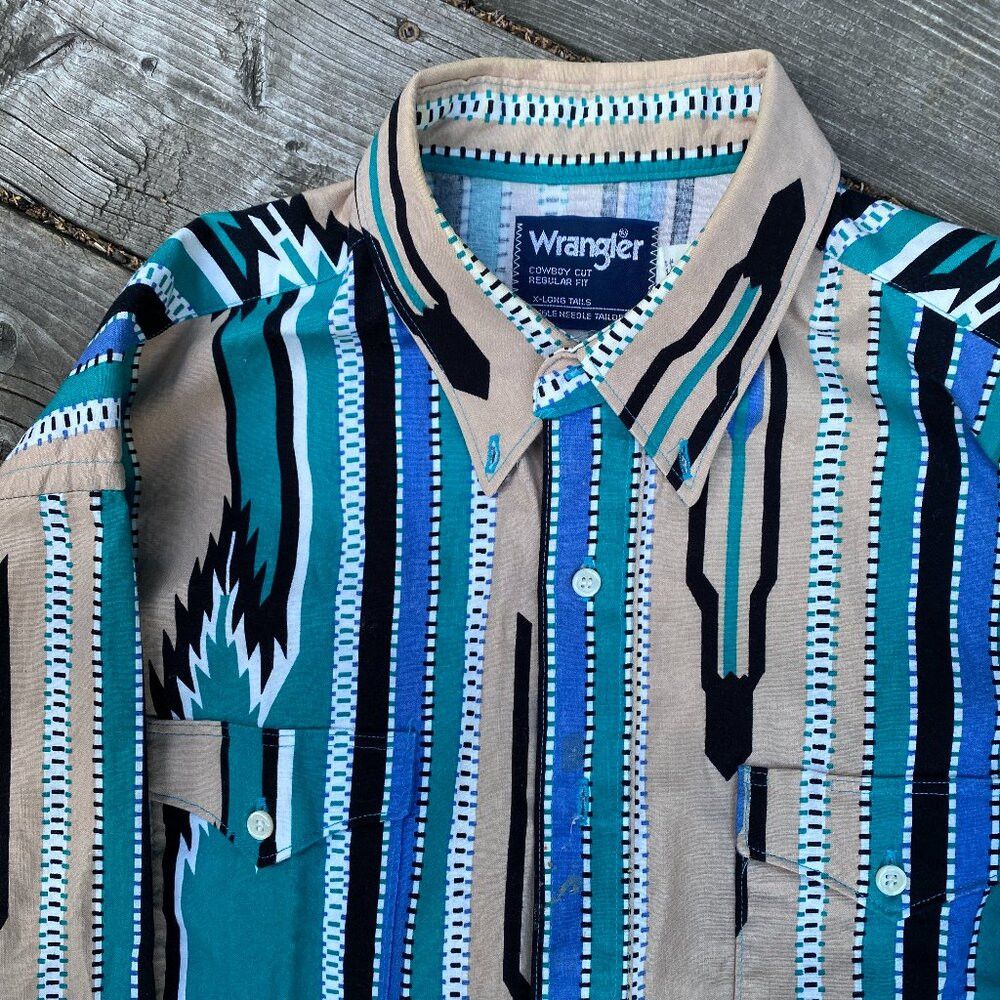 Wrangler Vintage Wrangler Cowboy Cut Regular Fit XL Aztec Button Up Size US XL / EU 56 / 4 - 1 Thumbnail