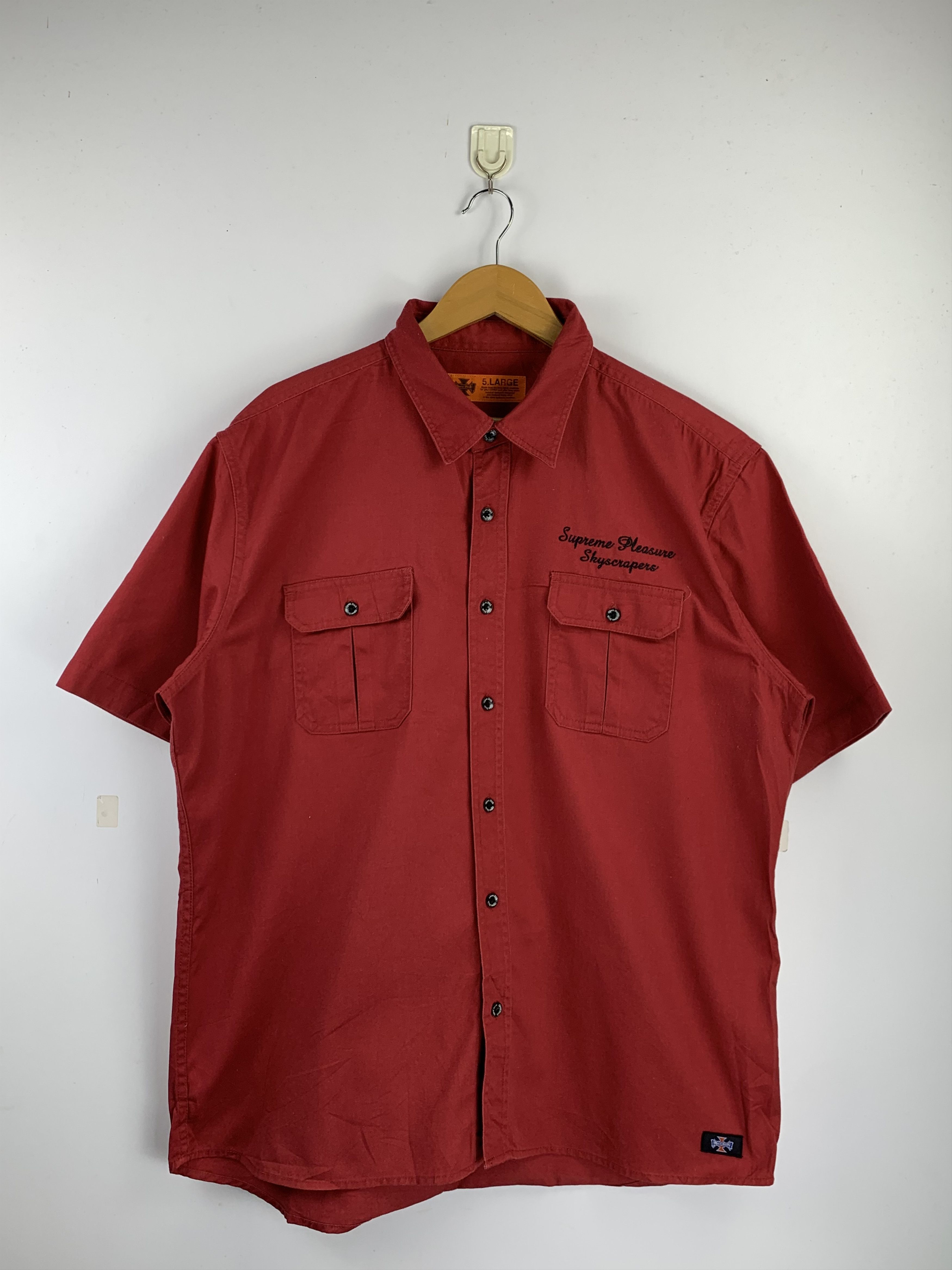 Japanese Brand Vintage Supreme Skyscrapers Workers Shirt Red J1530 Size US L / EU 52-54 / 3 - 2 Thumbnail