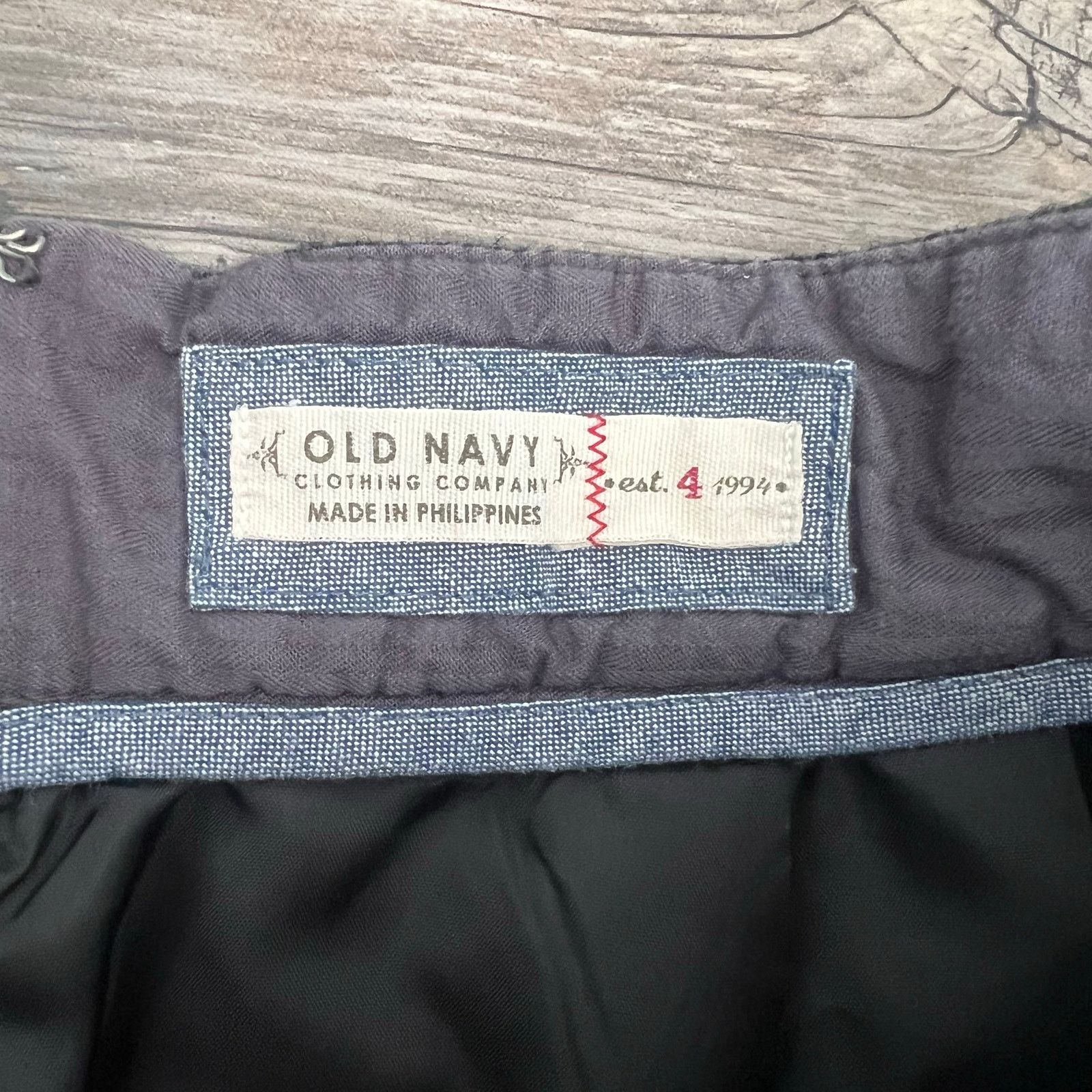 Old Navy Old Navy Wool Skirt Size 27" / US 4 / IT 40 - 3 Thumbnail