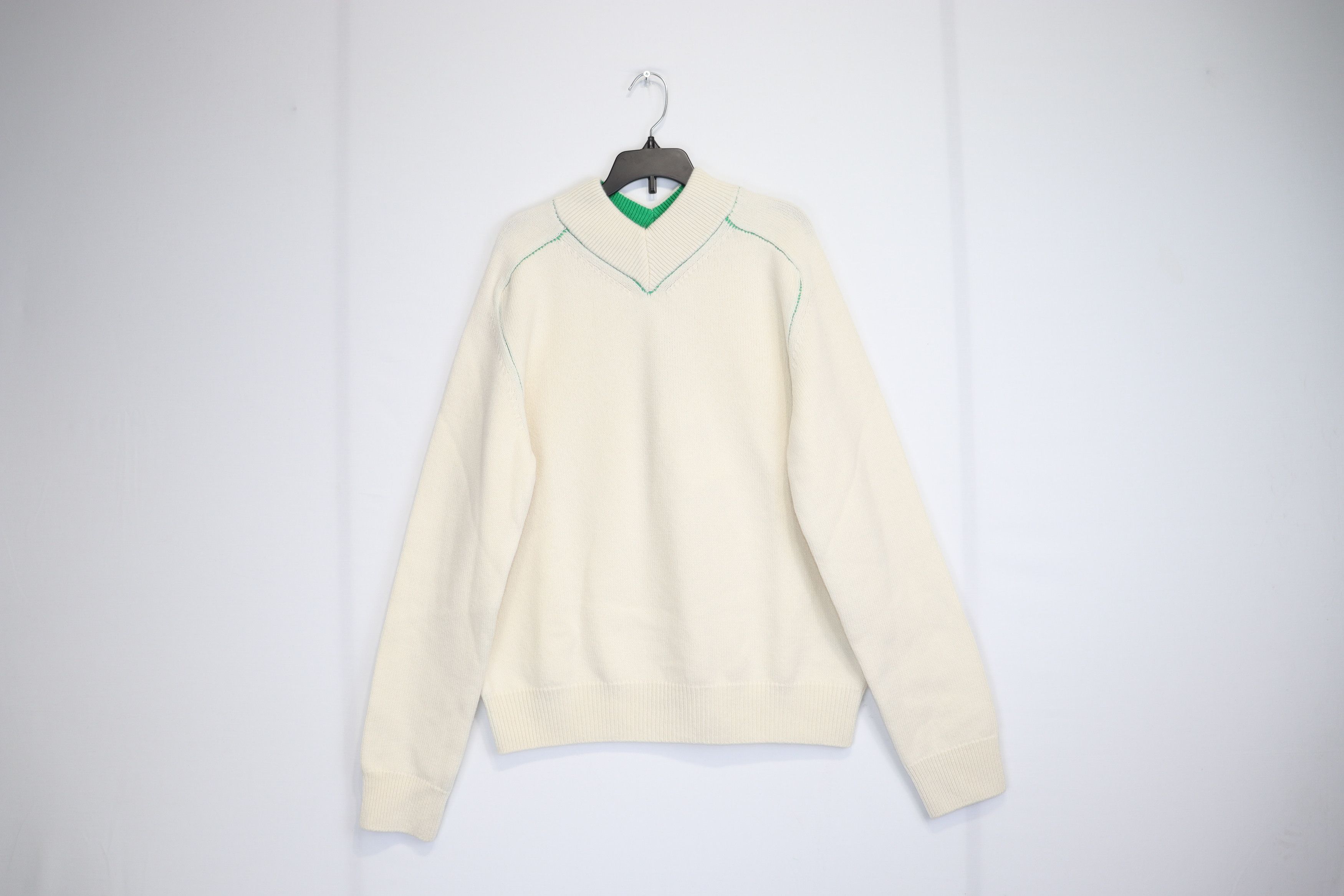 Bottega Veneta o1rshd1 Sweater Medium Weight Wool in Ivory Size L / US 10 / IT 46 - 1 Thumbnail