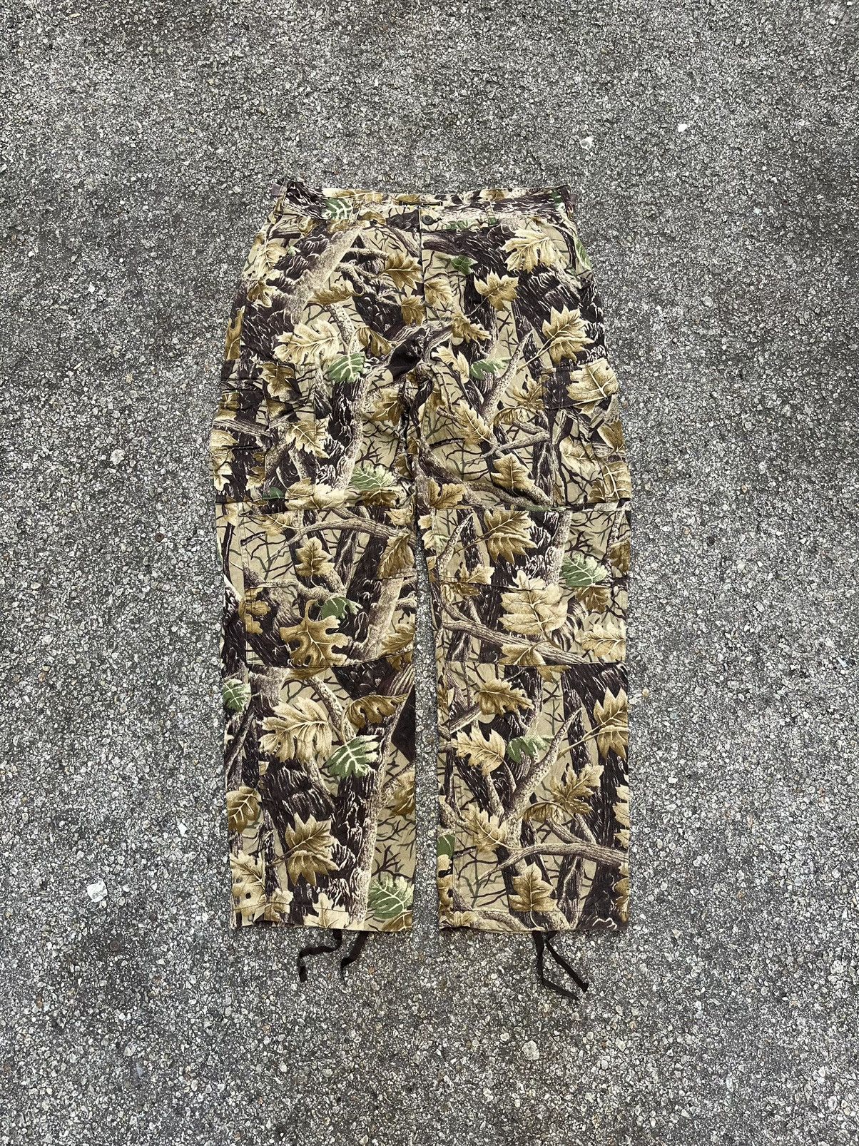 Vintage Double Knee Realtree Camo Heavy Cargo Pants Size 32-36 Size US 34 / EU 50 - 1 Thumbnail