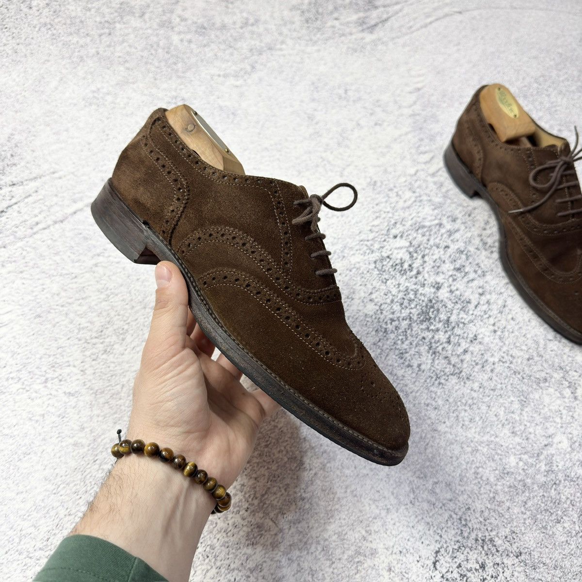 Designer × Handmade × Loake Loake Mens Brown Suede Oxfords Brogues US8 UK7 EU41 26cm Size US 8 / EU 41 - 4 Thumbnail