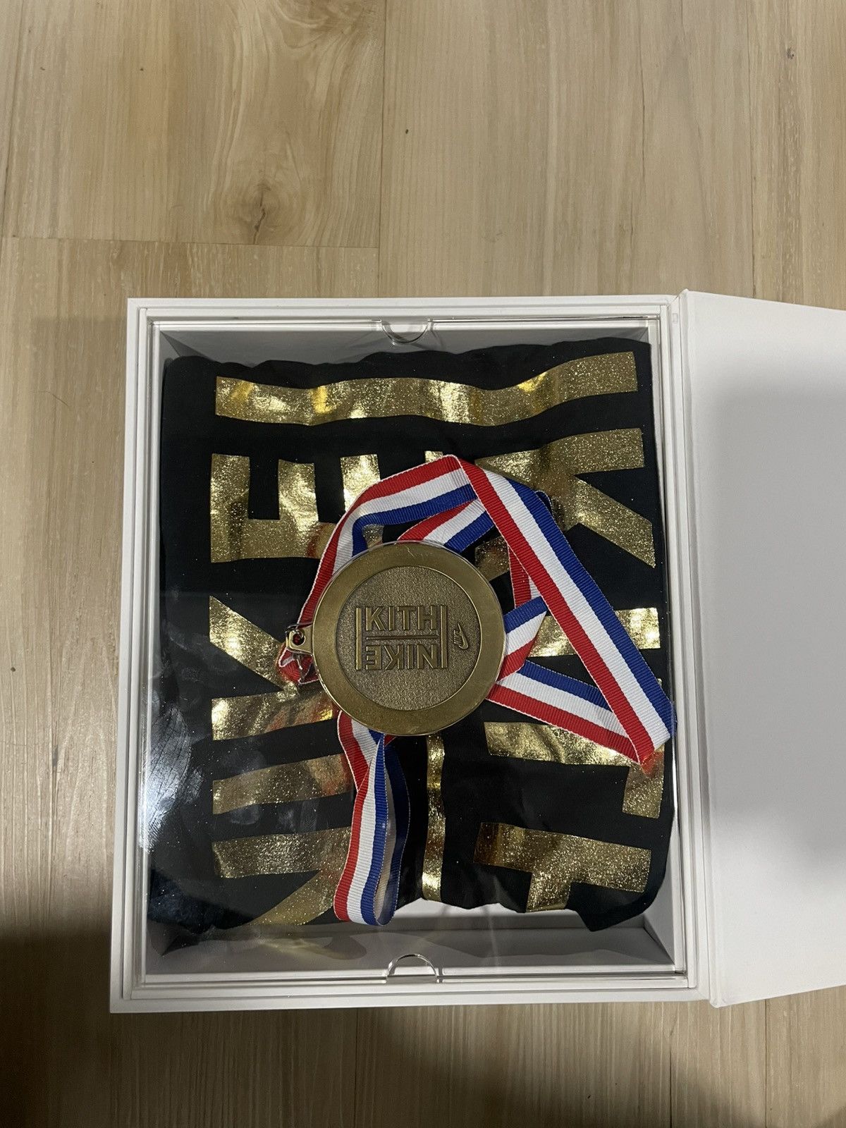 Kith × Nike Nike x Kith Gold Medal Pack Size US XL / EU 56 / 4 - 3 Thumbnail